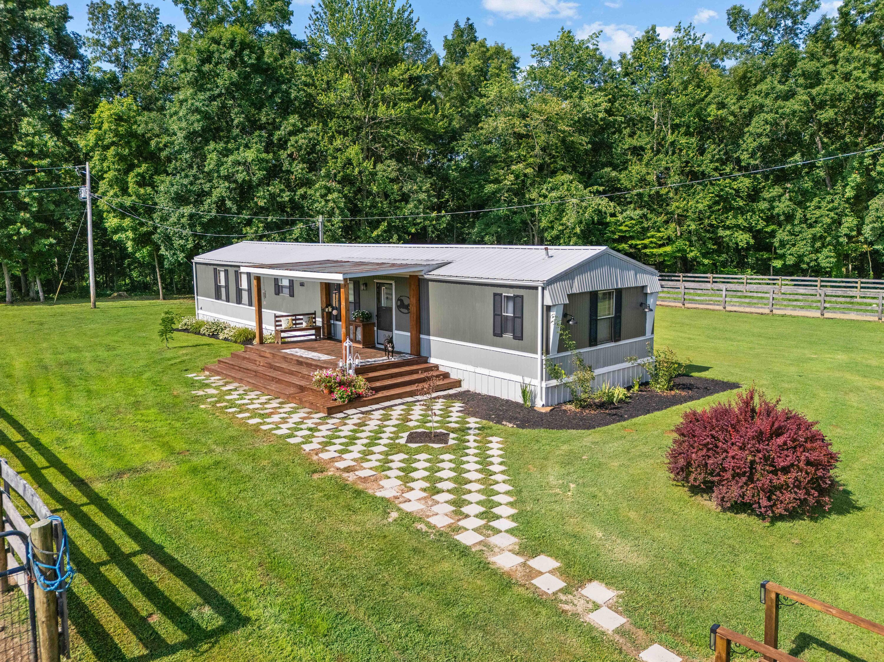 1100 Doublegate Road Property Photo 4