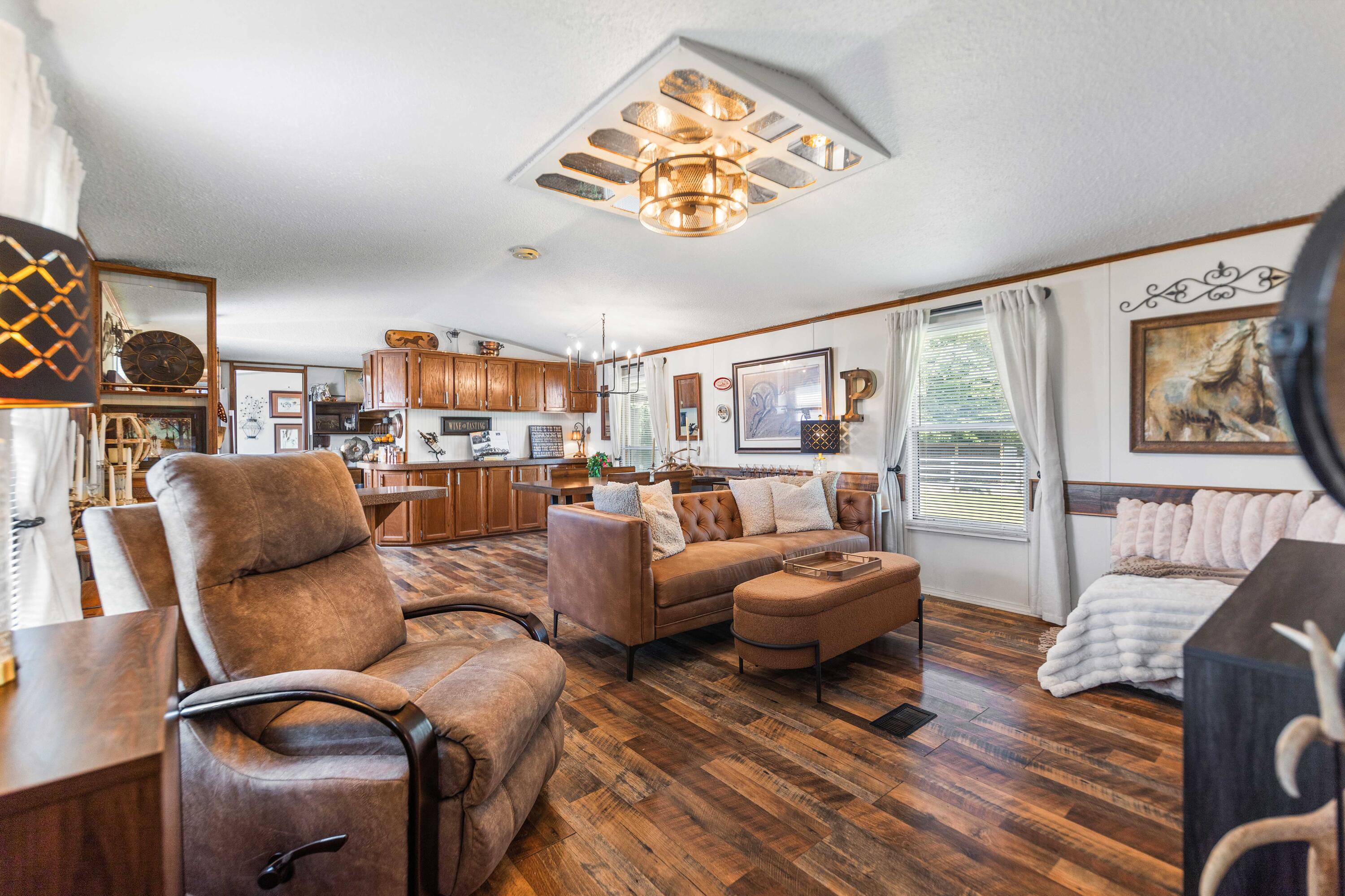 1100 Doublegate Road Property Photo 15