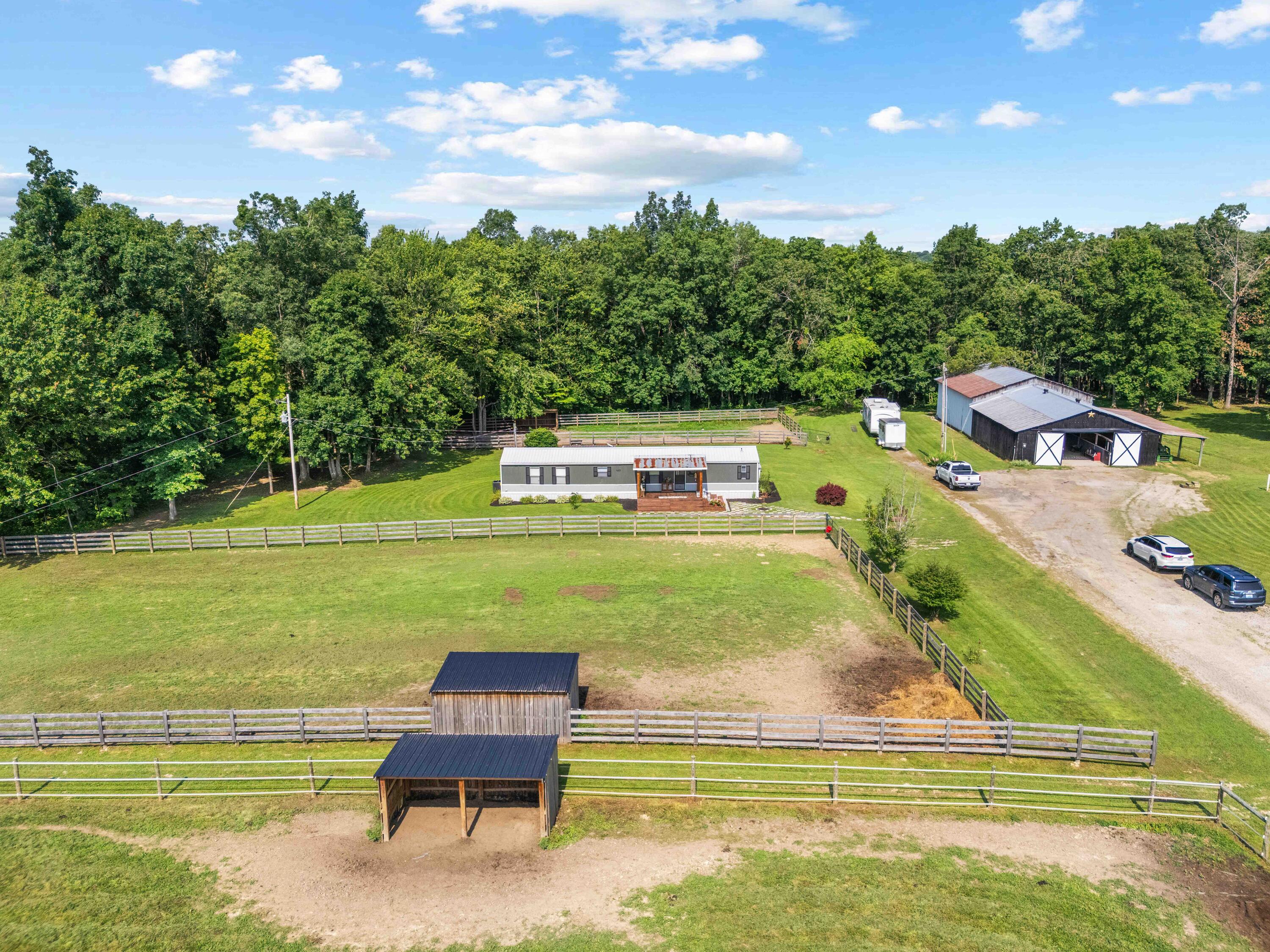 1100 Doublegate Road Property Photo 3