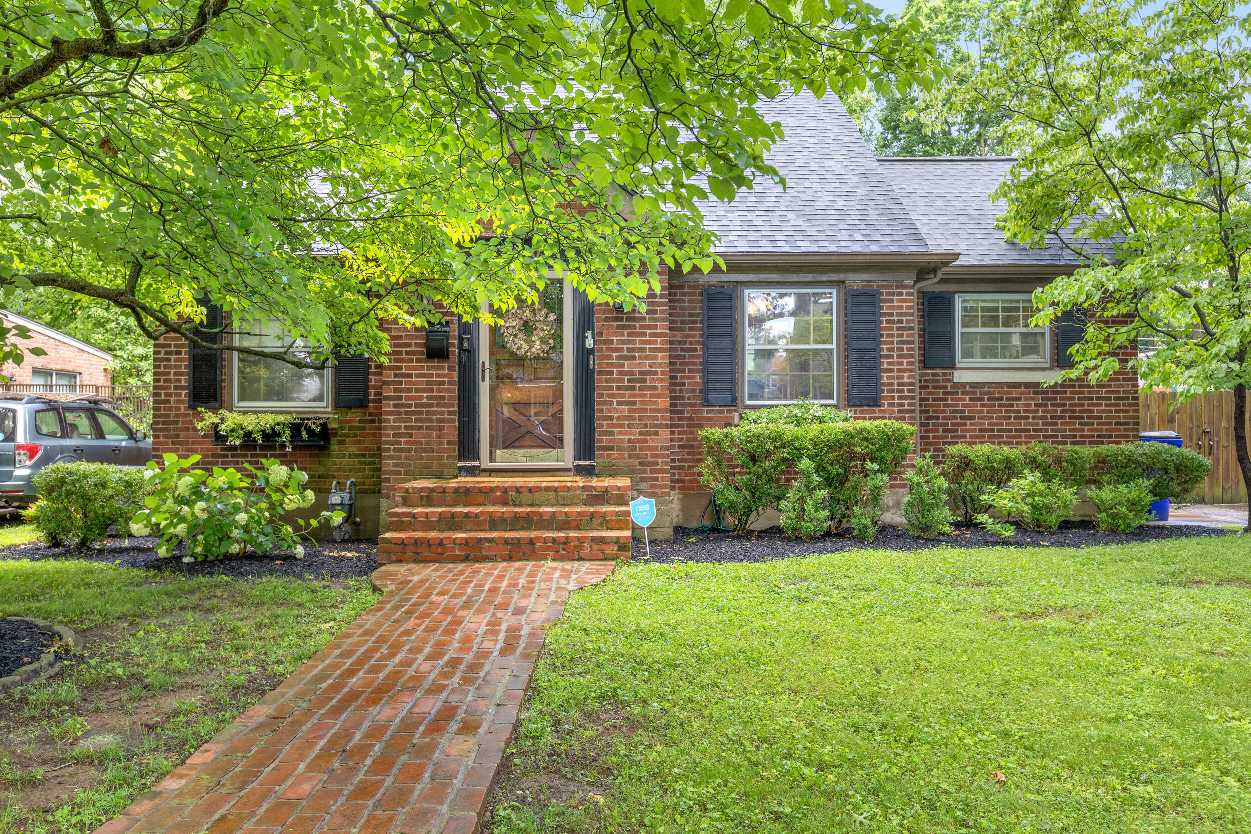 430 Henry Clay Boulevard Property Photo 1