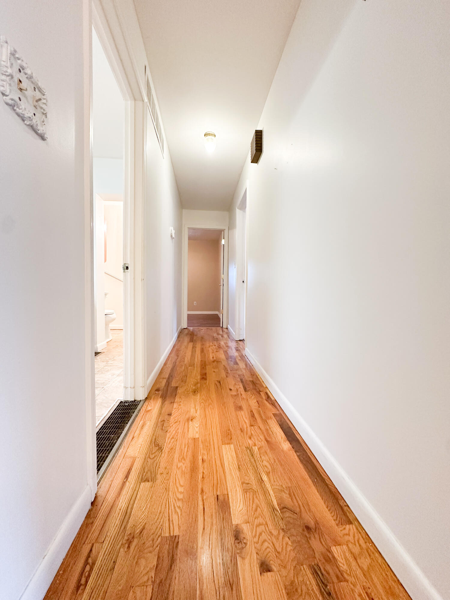 10 Logston Heights Property Photo 9