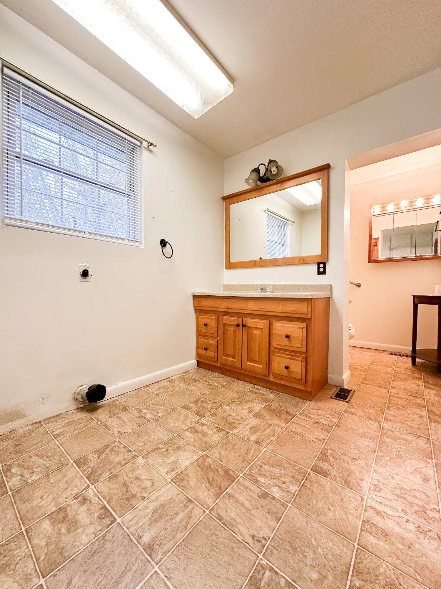 10 Logston Heights Property Photo 11