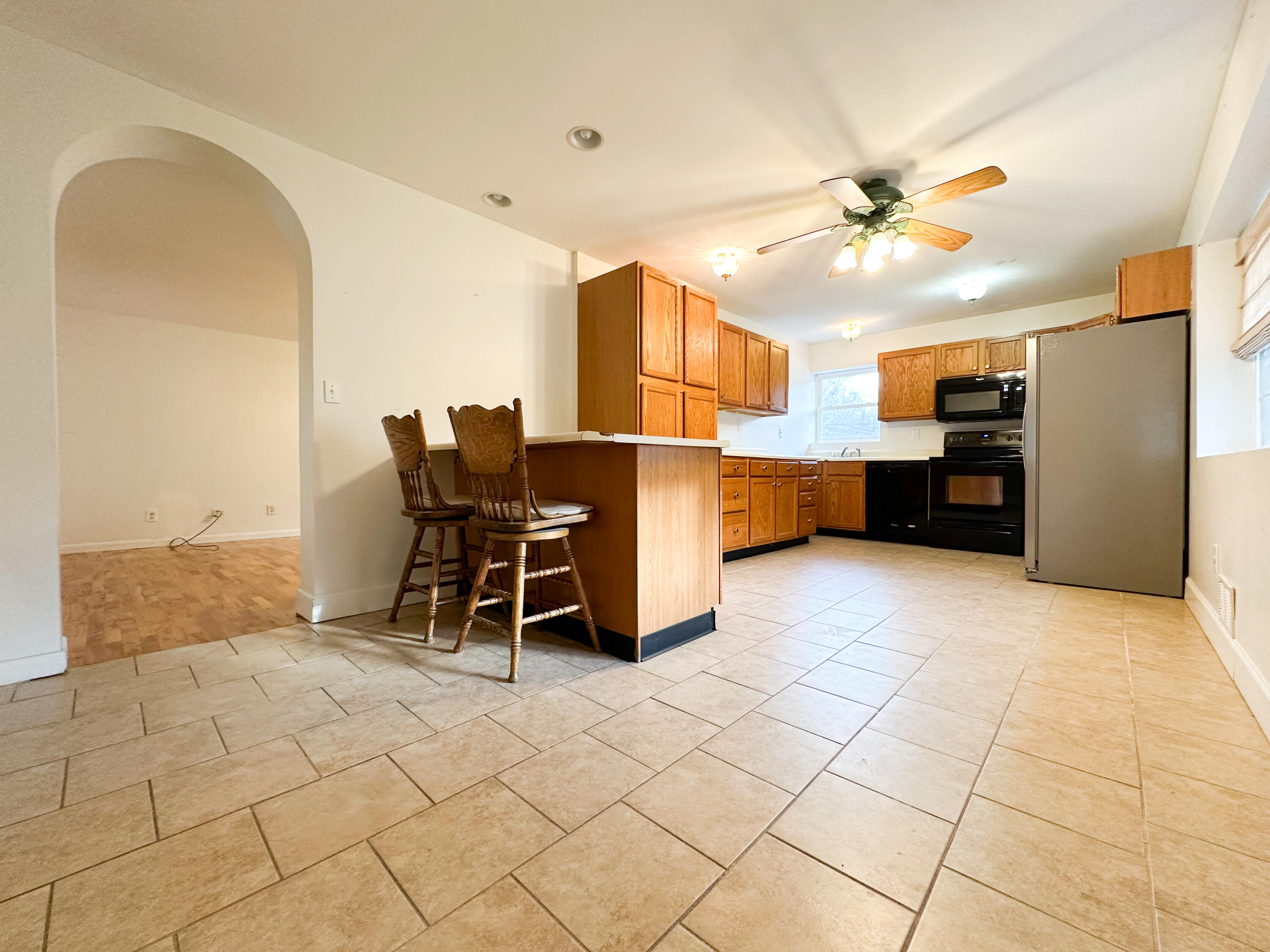 10 Logston Heights Property Photo 23