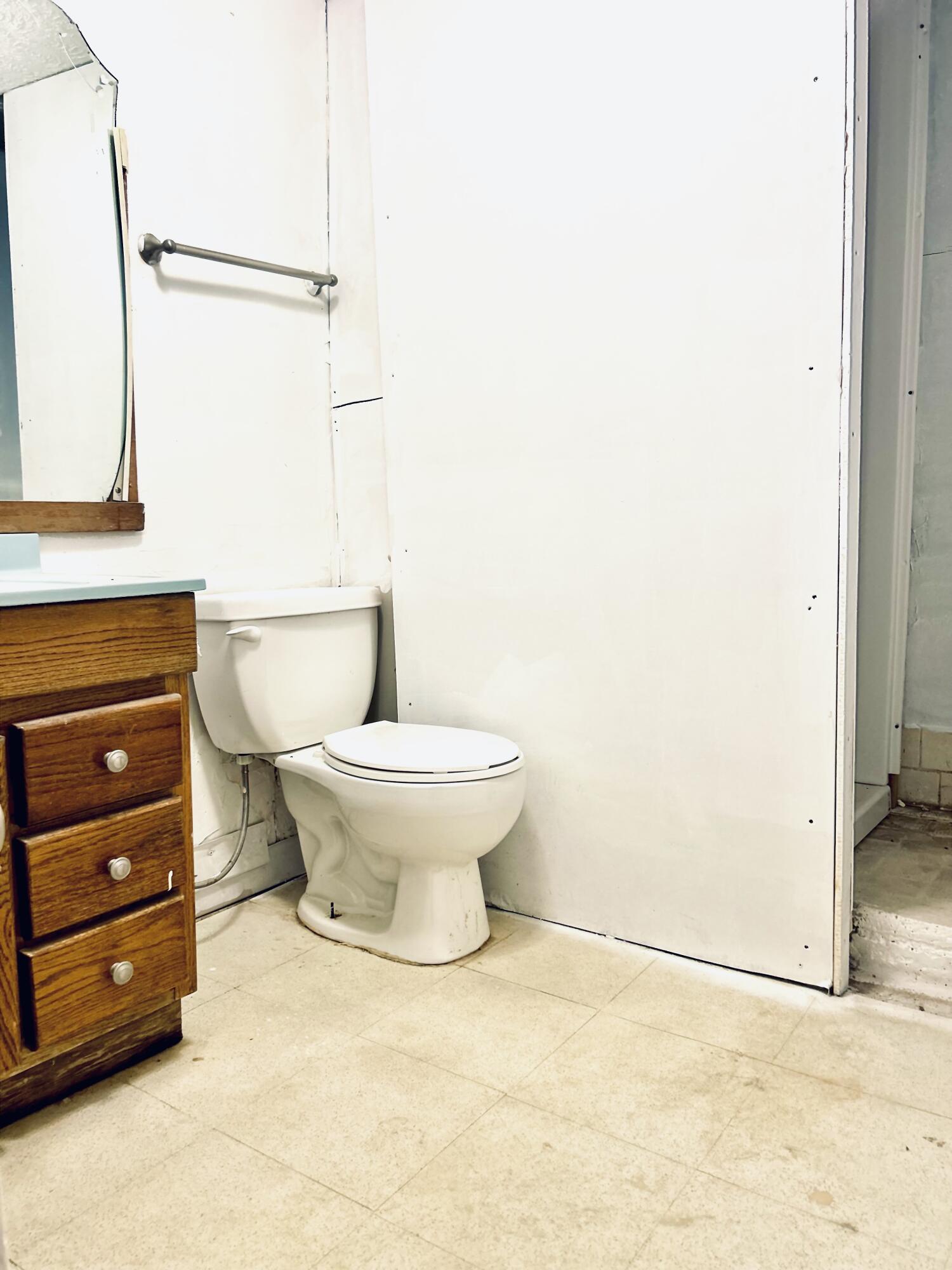 10 Logston Heights Property Photo 32