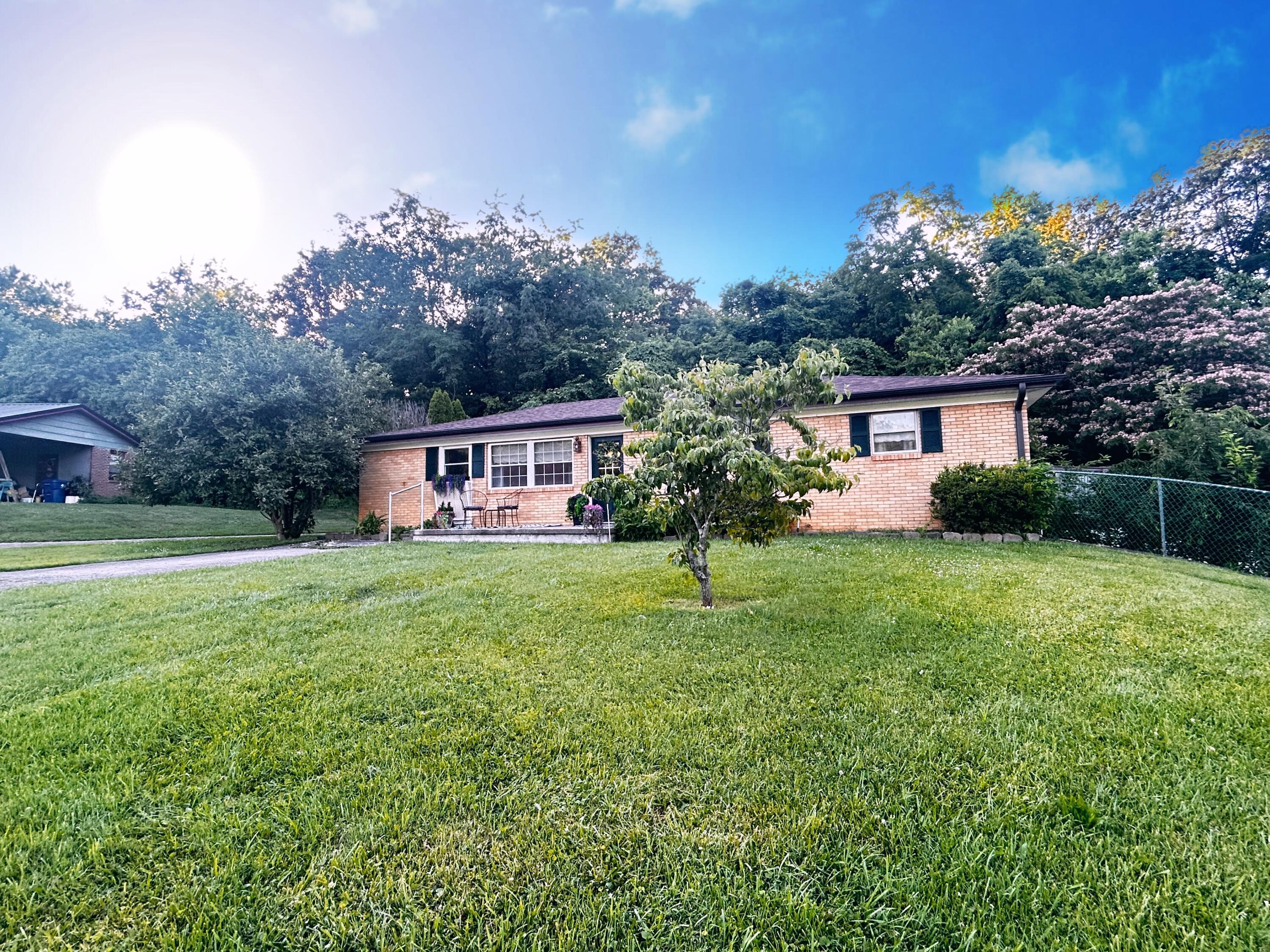 10 Logston Heights Property Photo 37