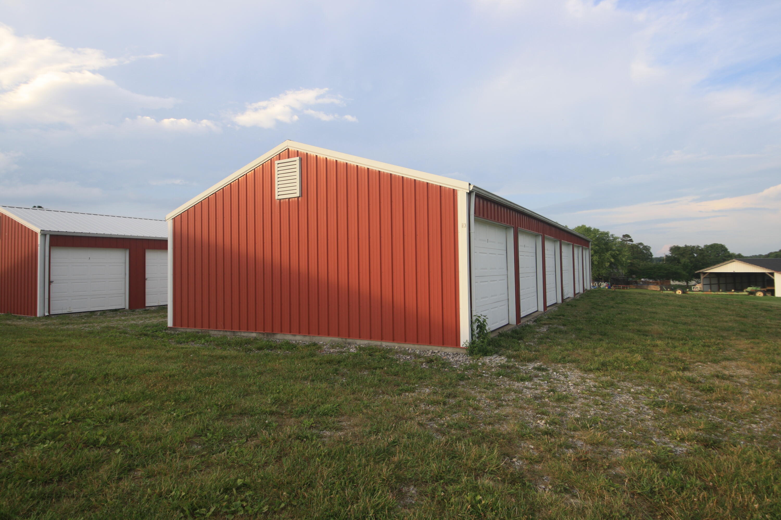 5689 State Highway 290 Property Photo 13