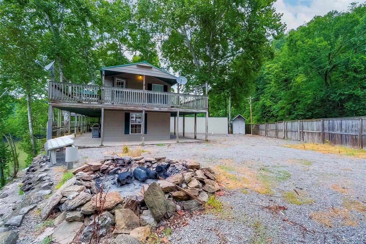 3275 Highway 355 Property Photo 1