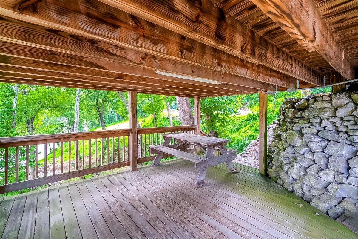 3275 Highway 355 Property Photo 7