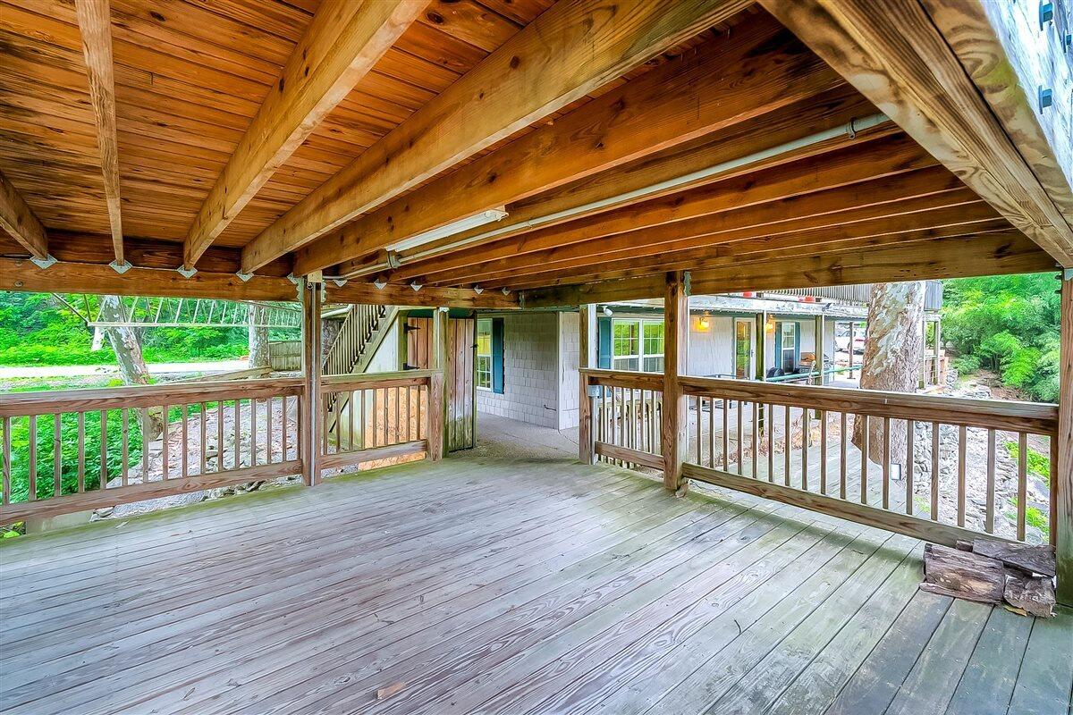3275 Highway 355 Property Photo 10