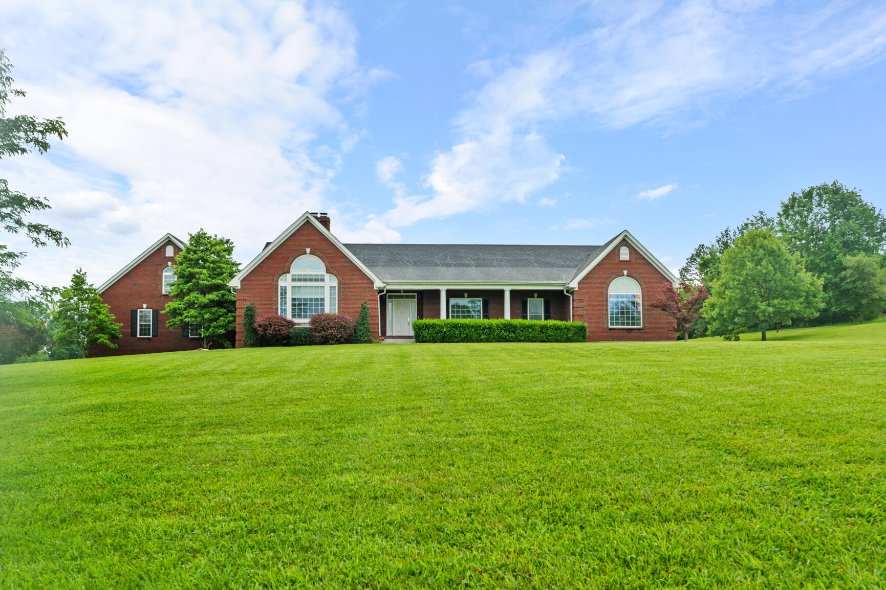 2110 Graefenburg Road Property Photo 1