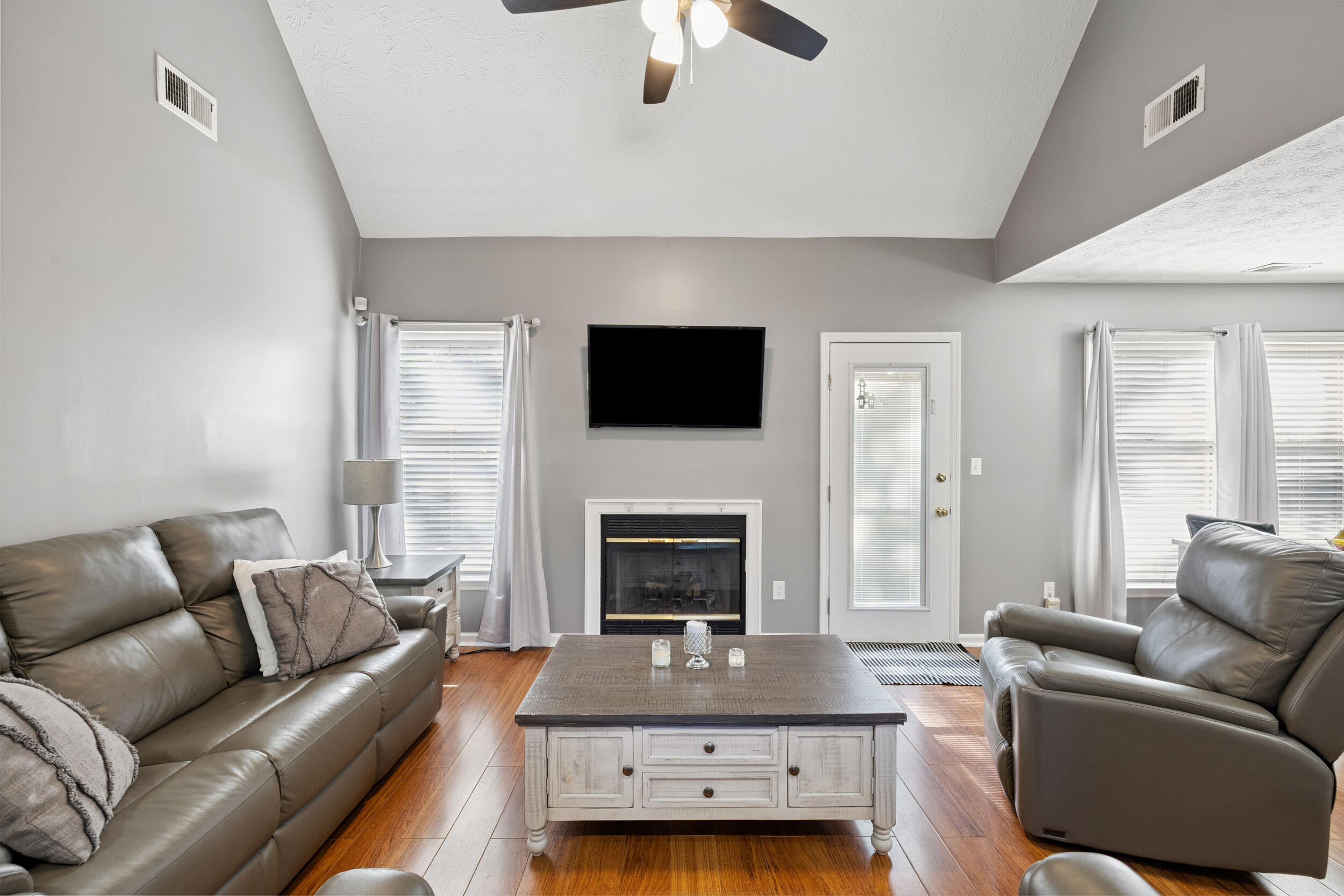 1300 Kennecott Way Property Photo 7
