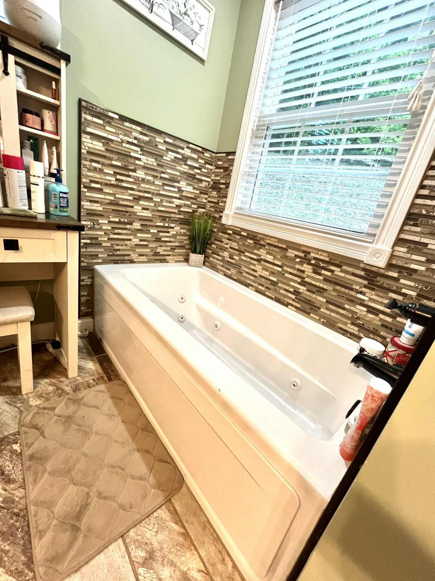 1552 Bigelow Road Property Photo 28