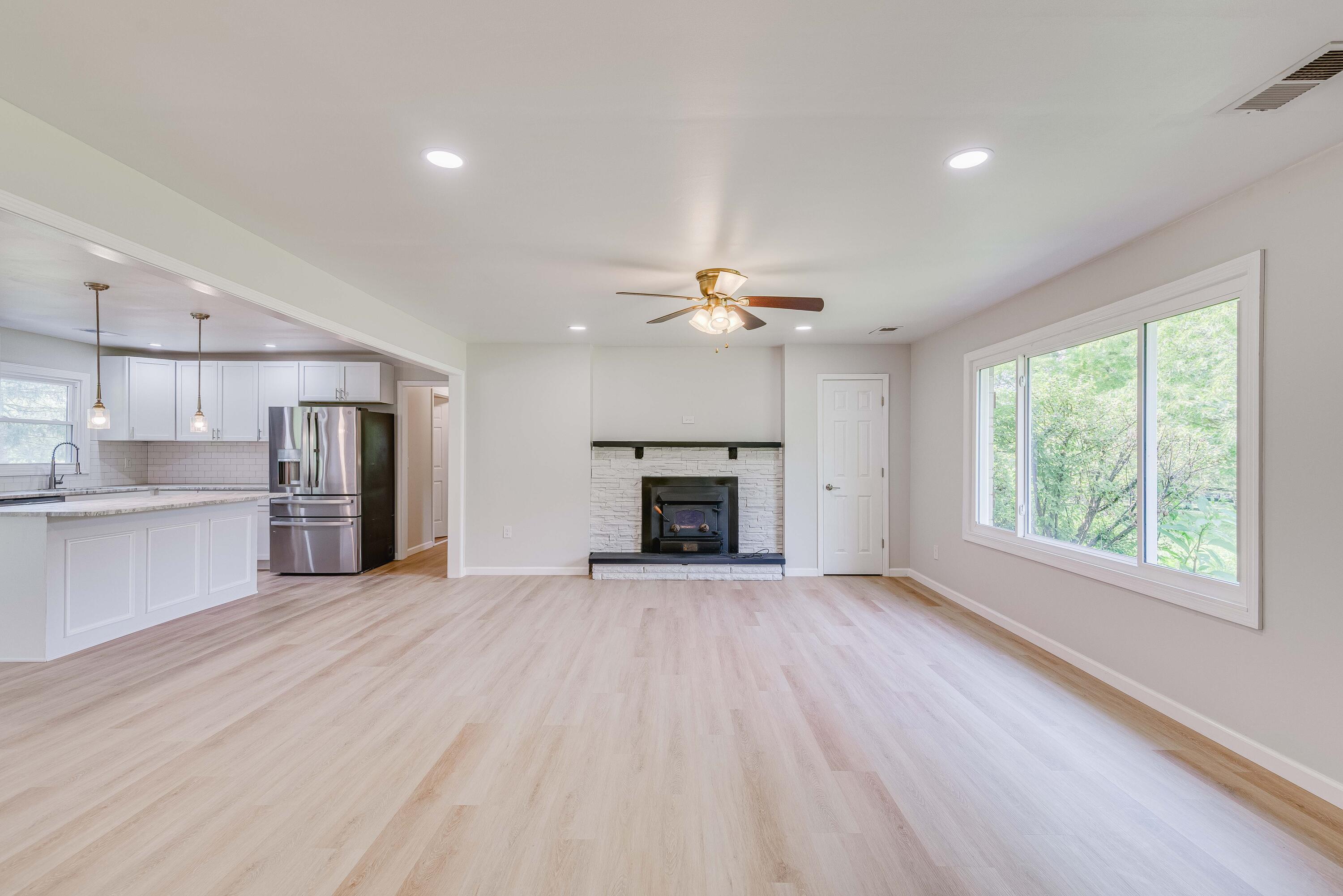 2450 Vince Road Property Photo 16