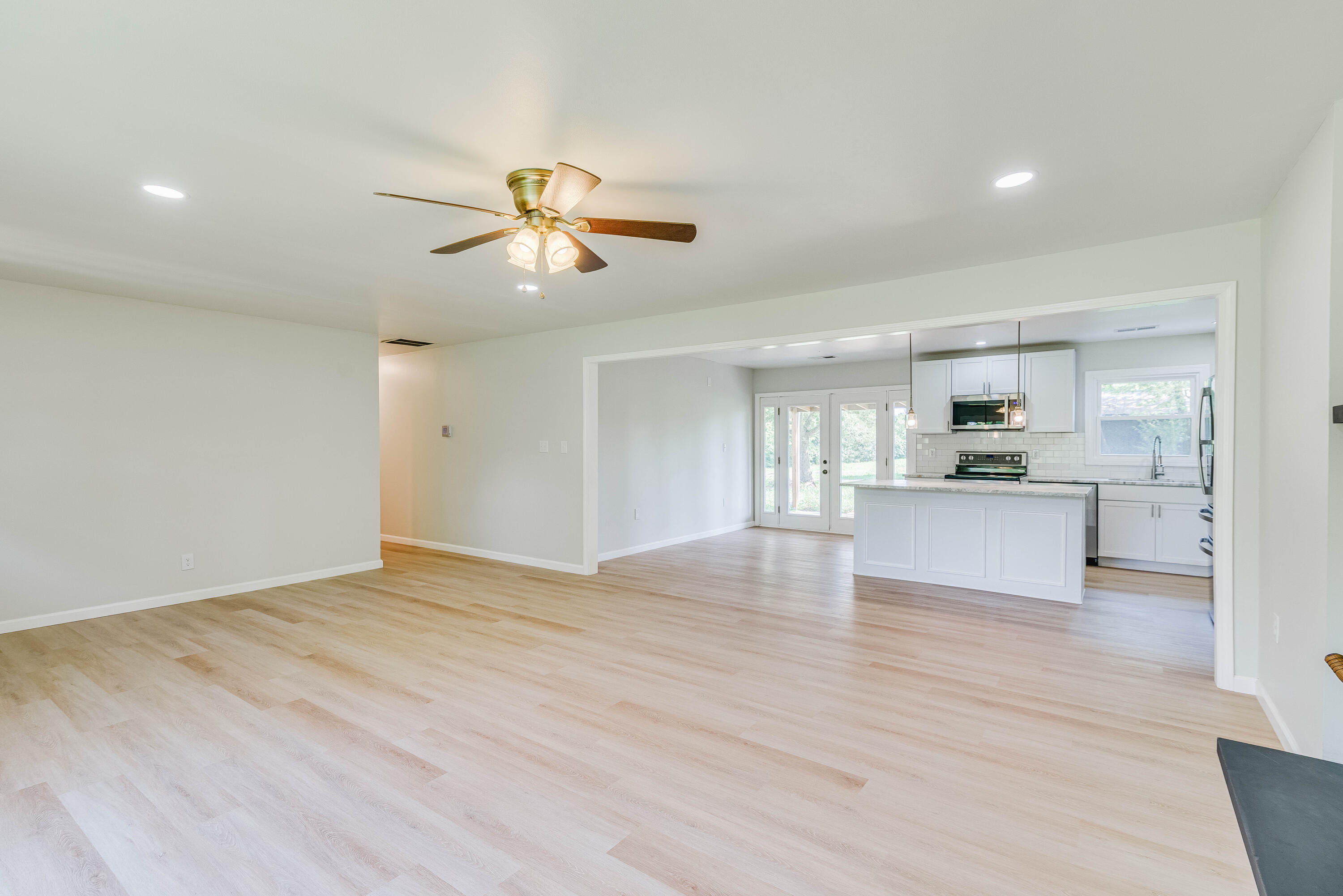 2450 Vince Road Property Photo 18