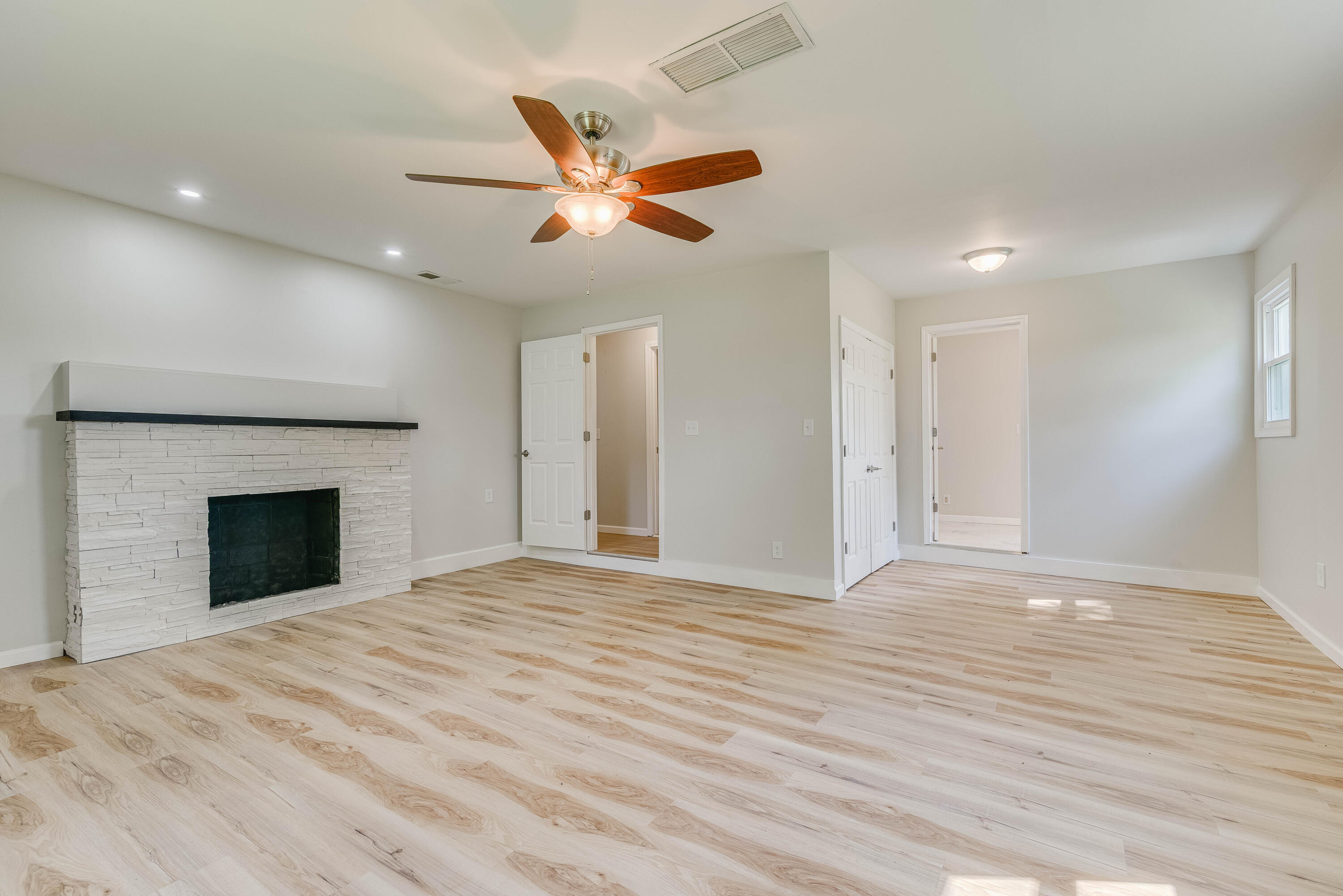 2450 Vince Road Property Photo 36
