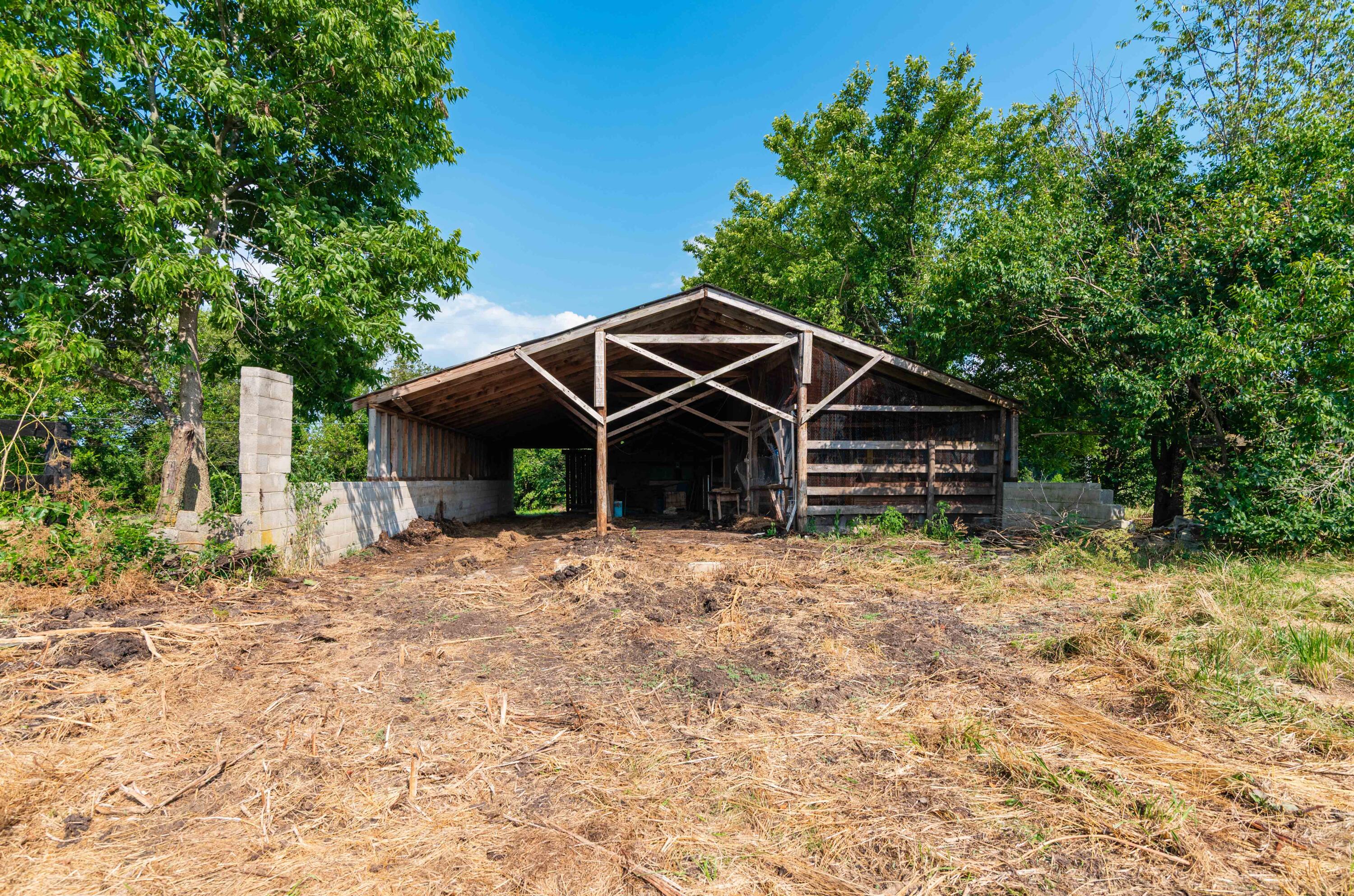 2450 Vince Road Property Photo 48
