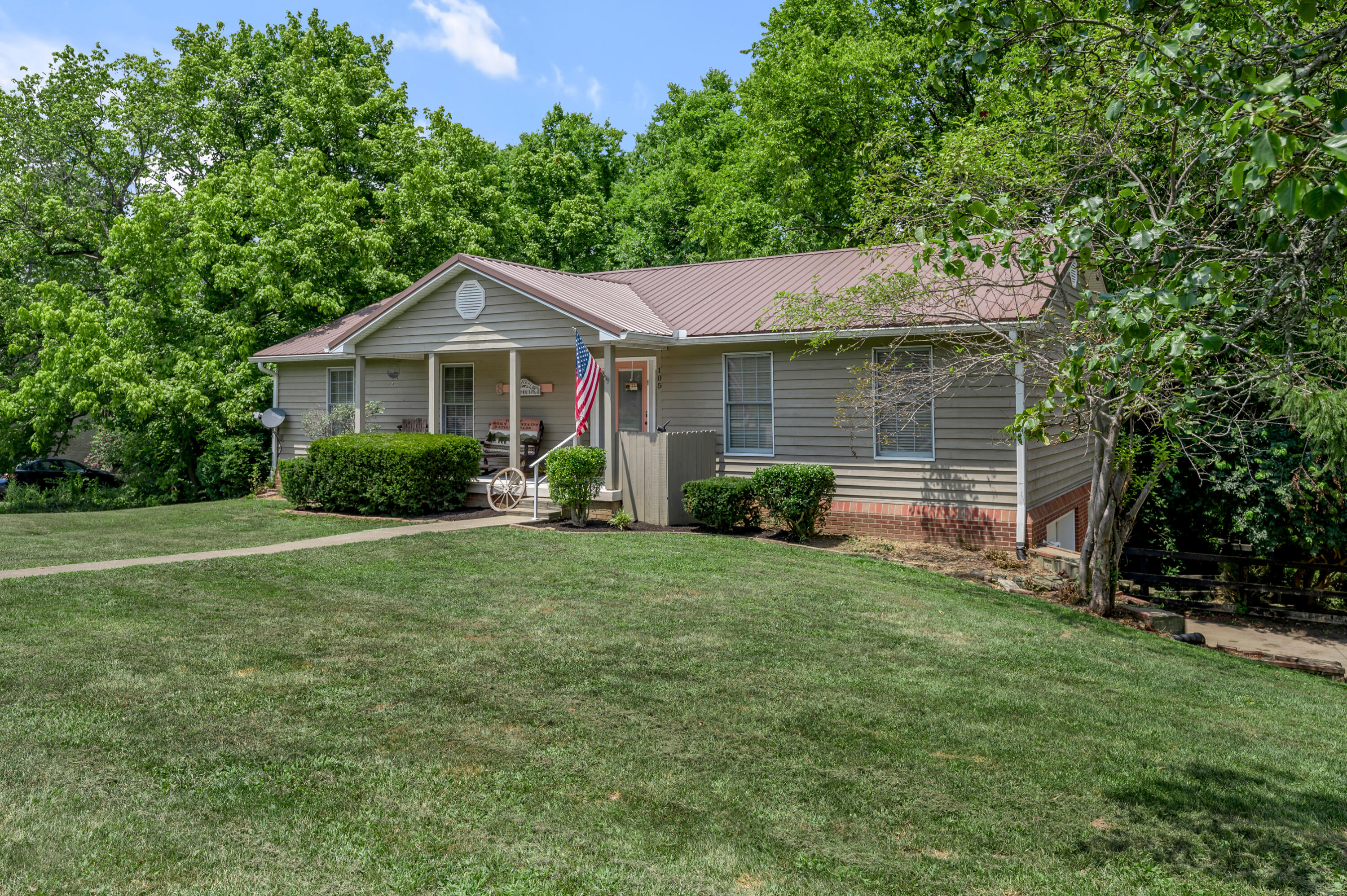 105 Bear Run Road Property Photo 1