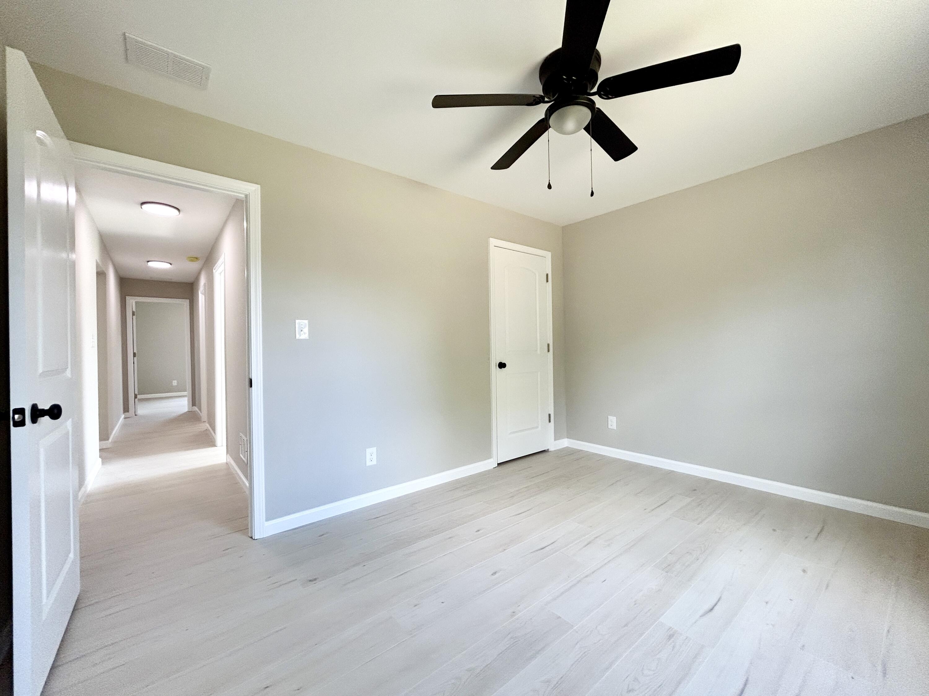 64 Lone Oak Drive Property Photo 32