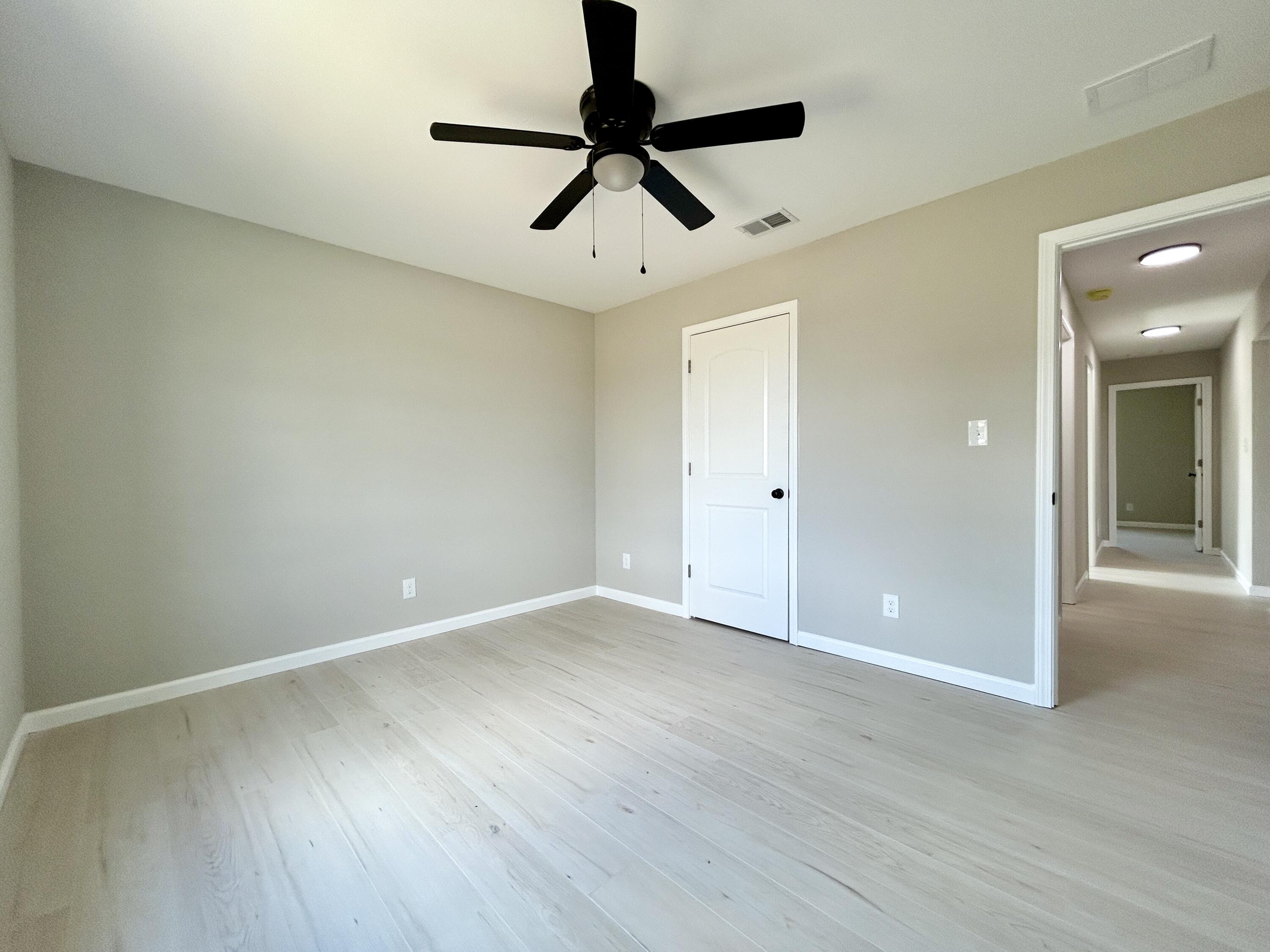 64 Lone Oak Drive Property Photo 37