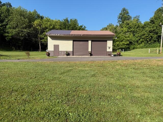 10007 Highway 421 Property Photo 1