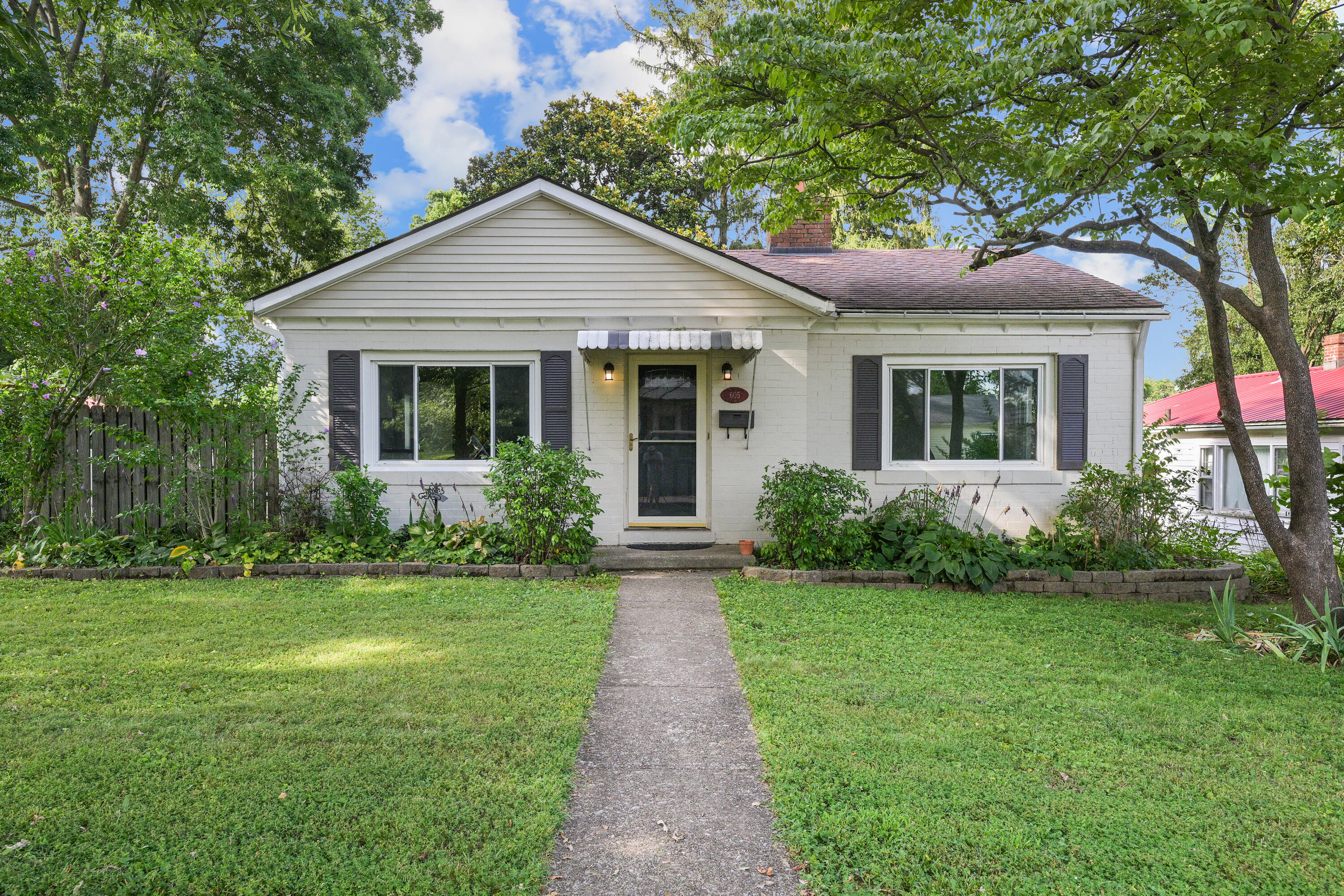 605 Sheridan Drive Property Photo 1