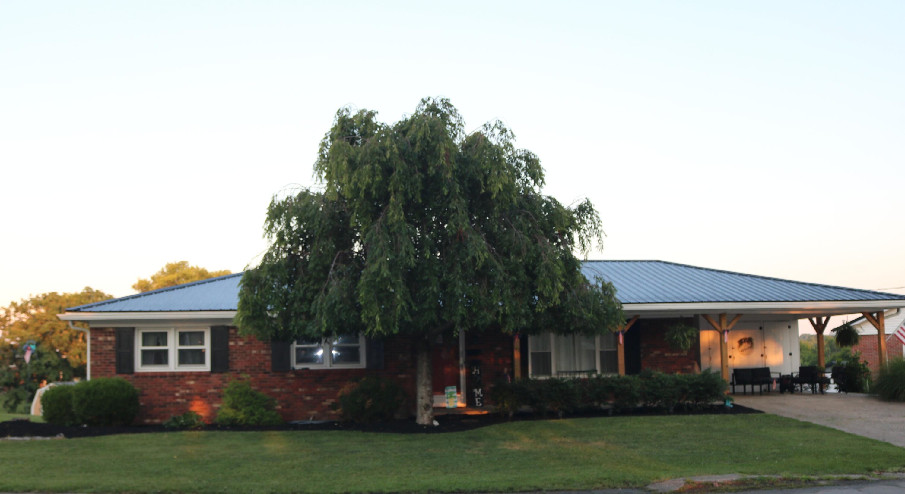 319 Kennedy Heights Property Photo 1