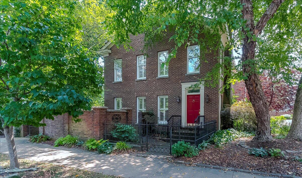 209 Wilkinson Street Property Photo 1