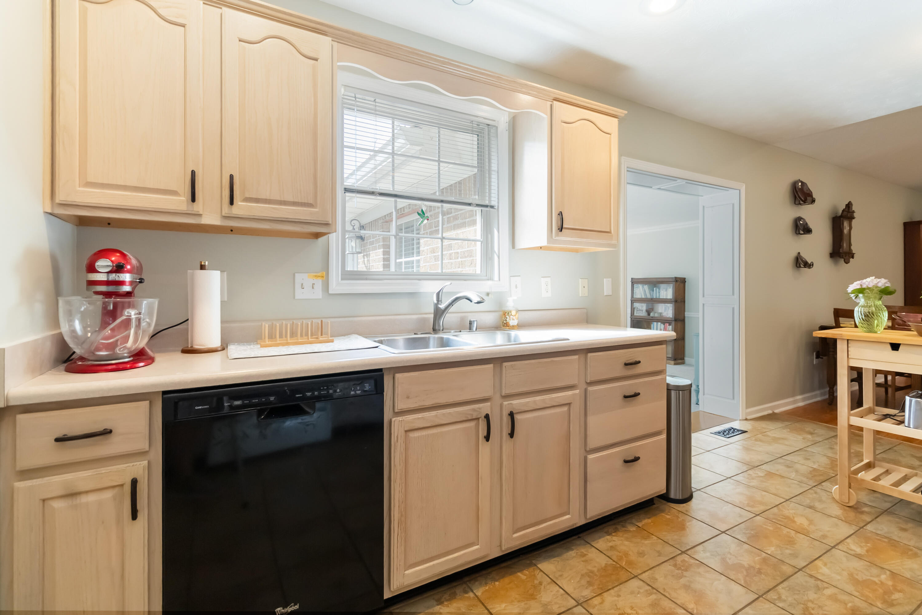 505 Elleigh Way Property Photo 15