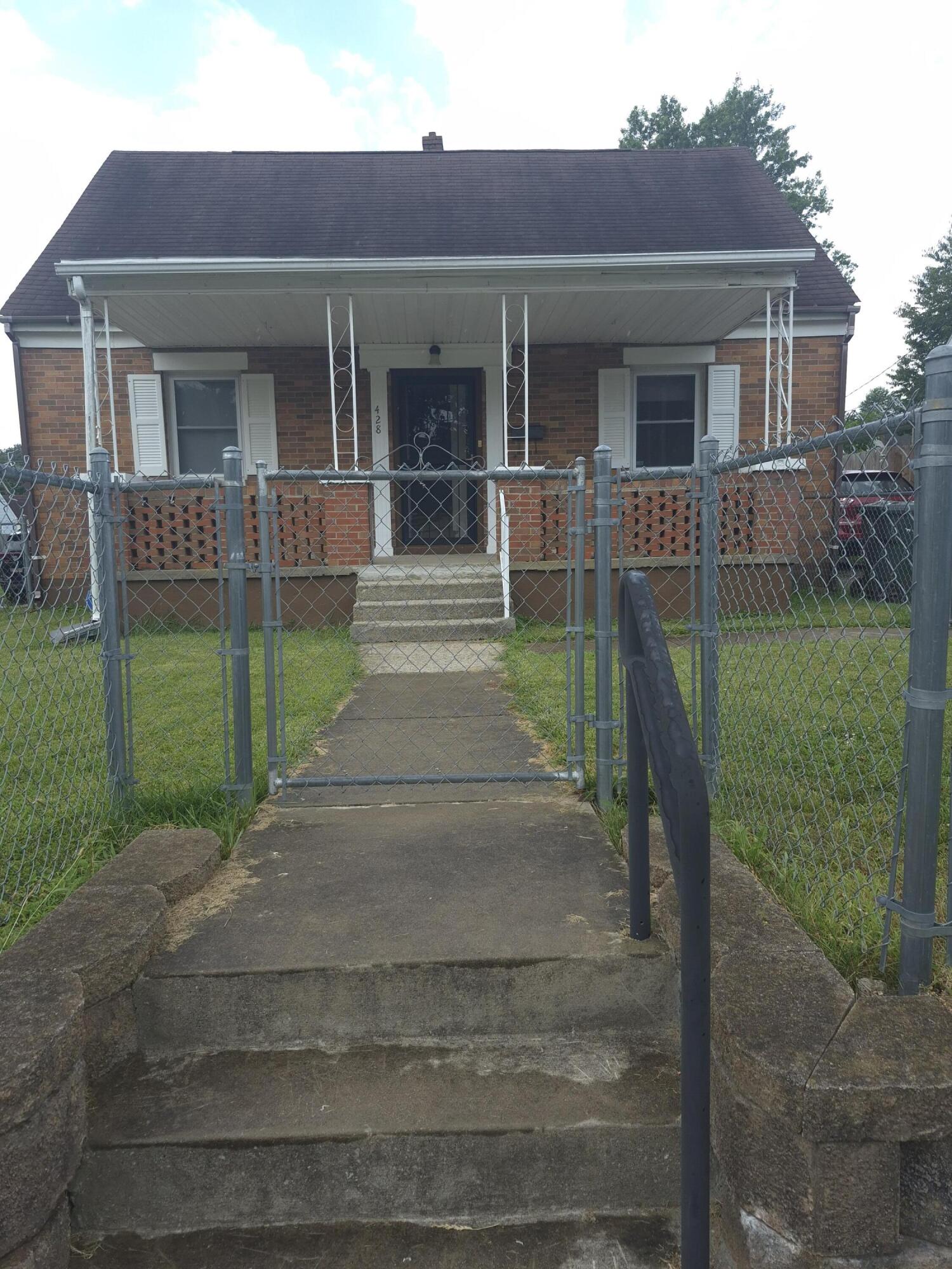 428 Locust Avenue Property Photo 1
