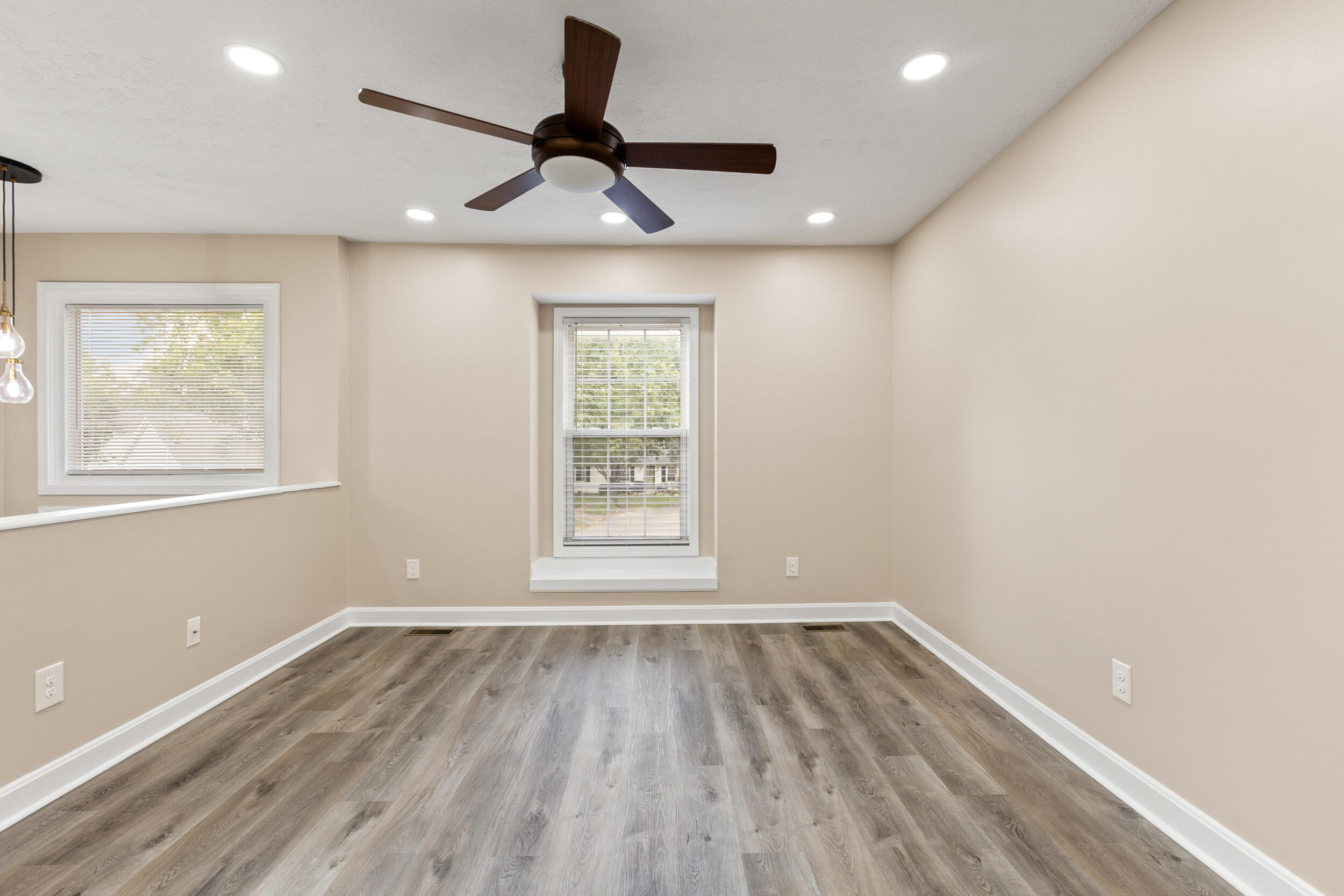 3405 Oak Point Court Property Photo 4
