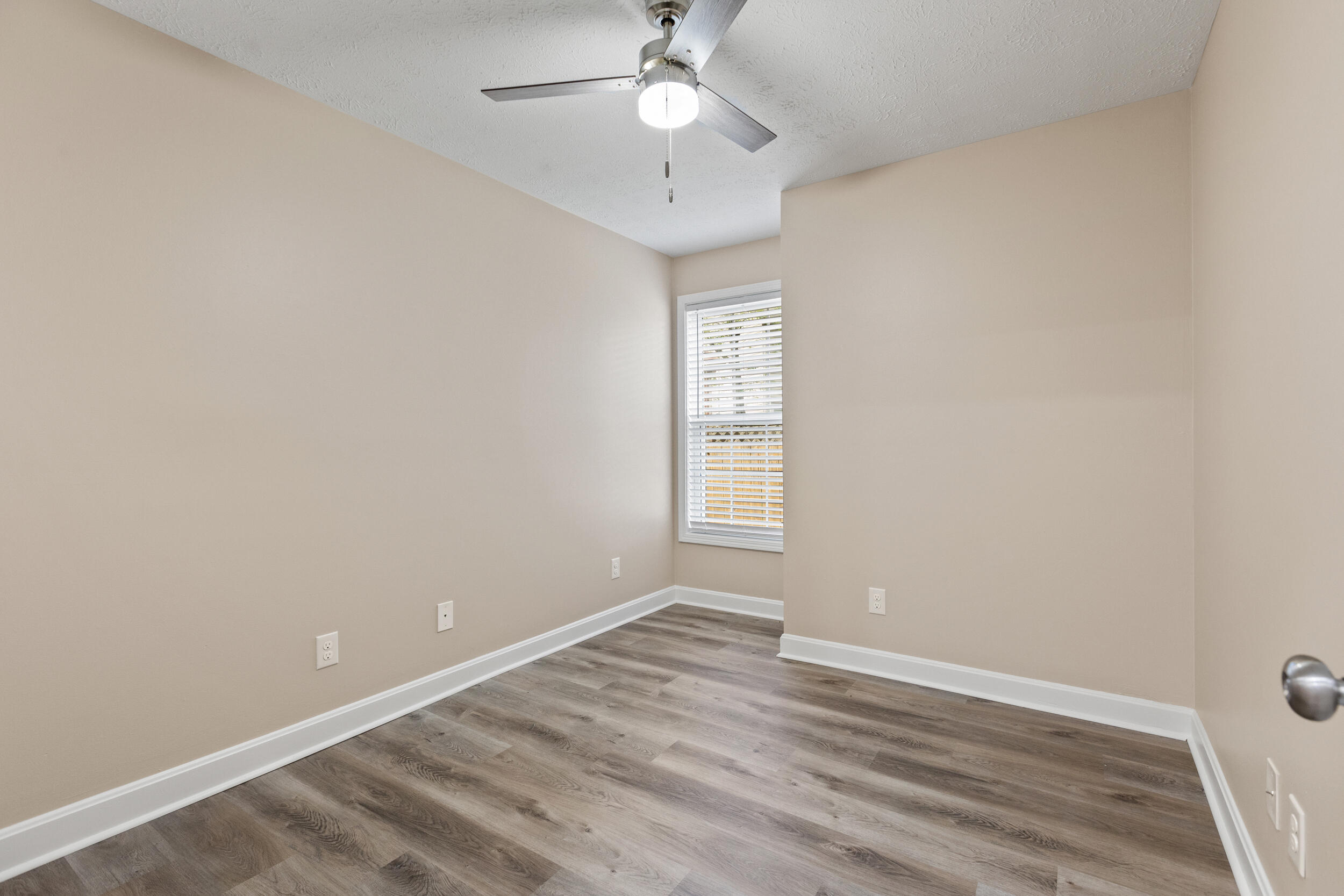 3405 Oak Point Court Property Photo 18