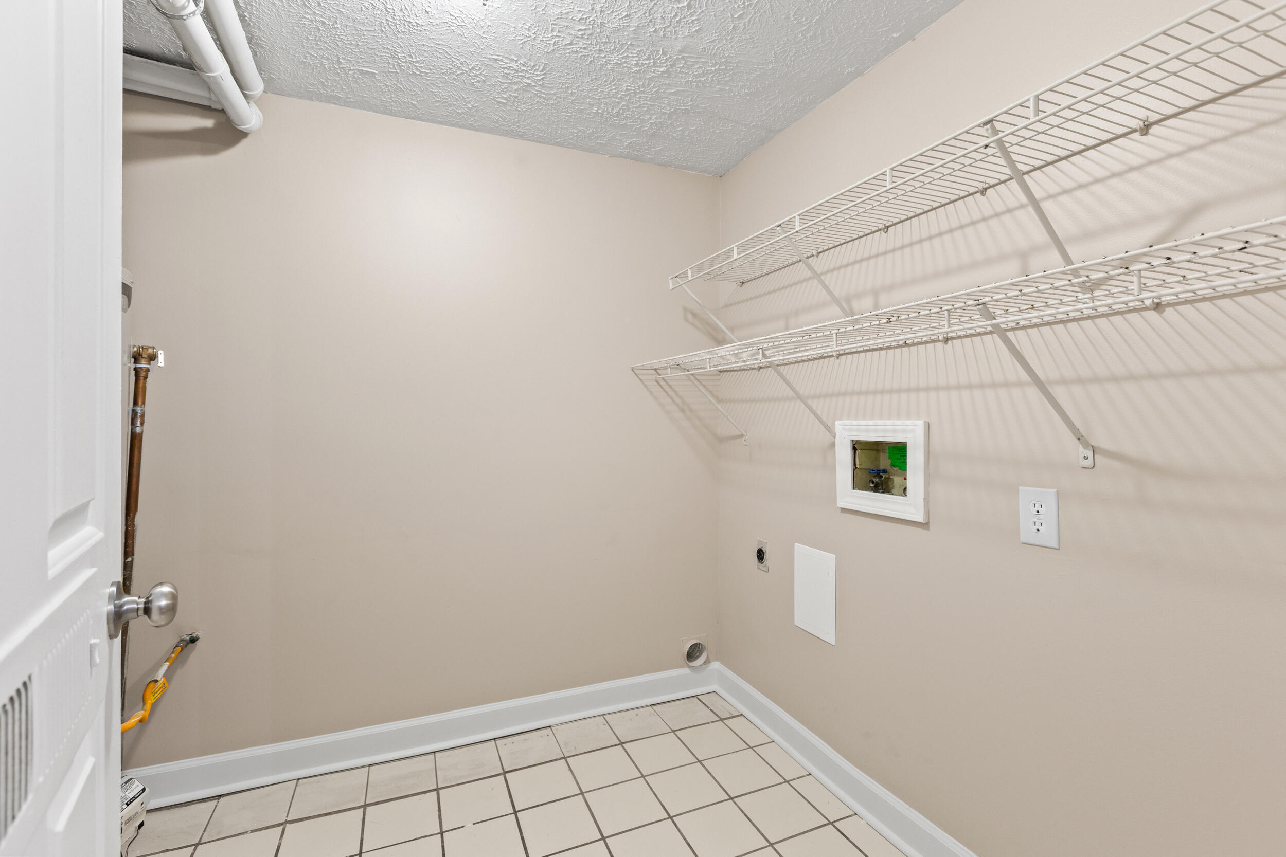 3405 Oak Point Court Property Photo 25