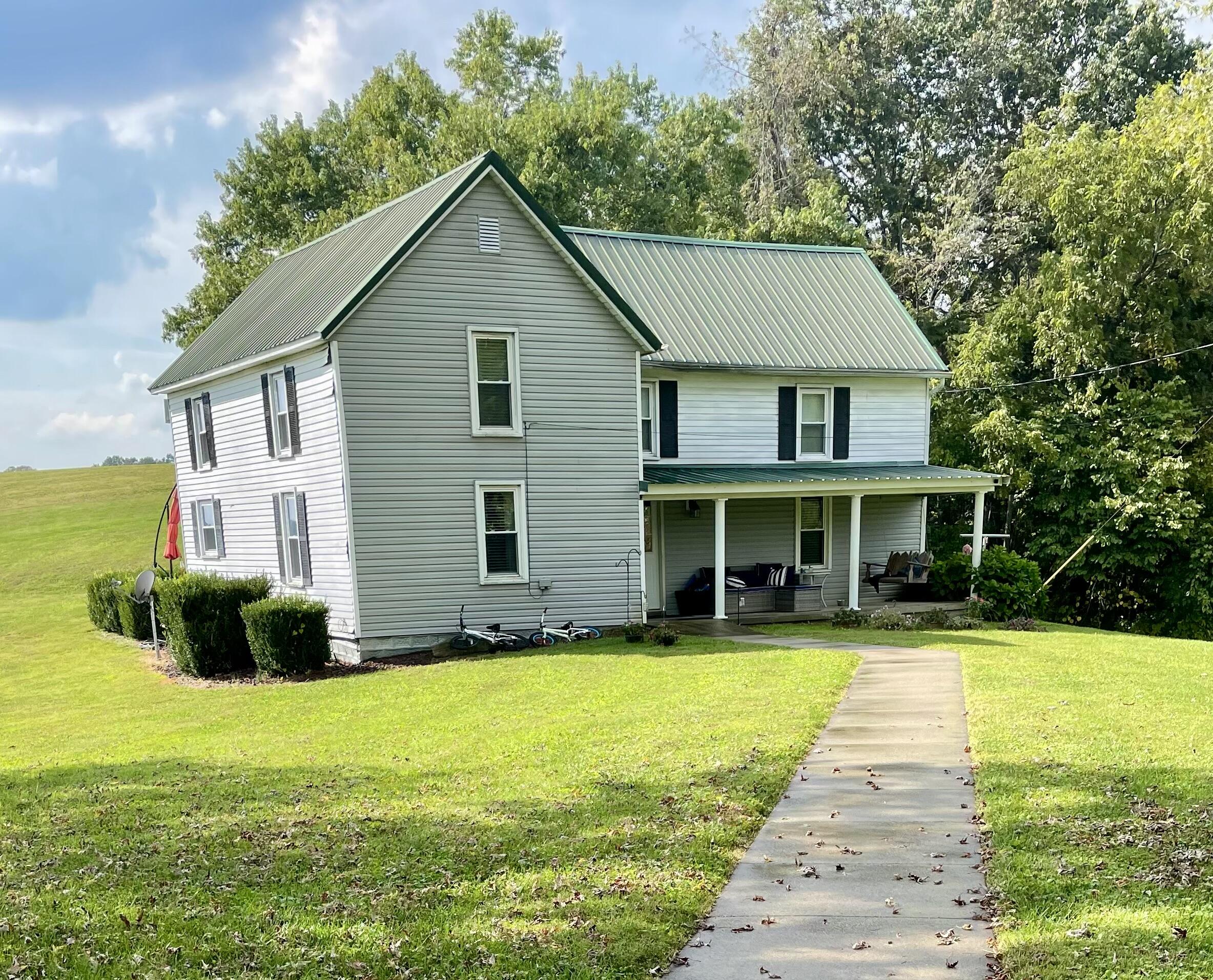 4560 Pine Ridge Road Property Photo 1