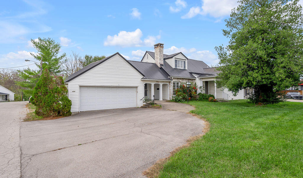 454 Big Hill Avenue Property Photo 1