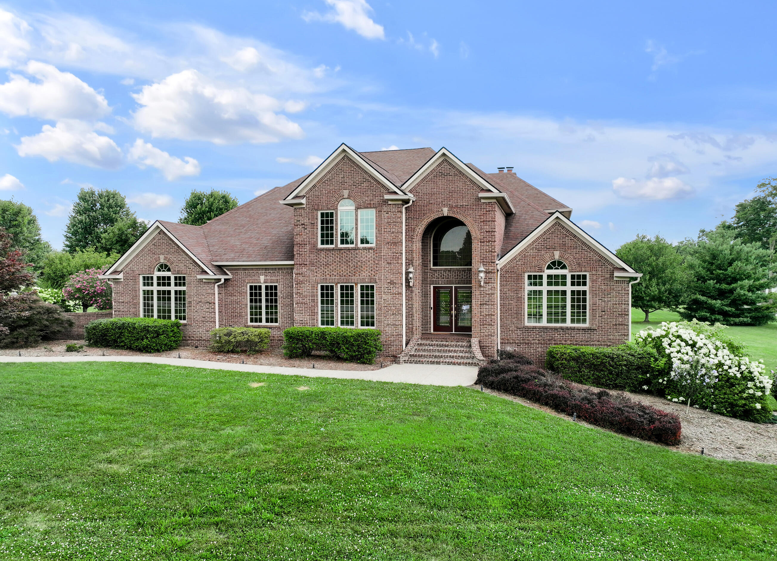 1004 Wil Rose Lane Property Photo 1