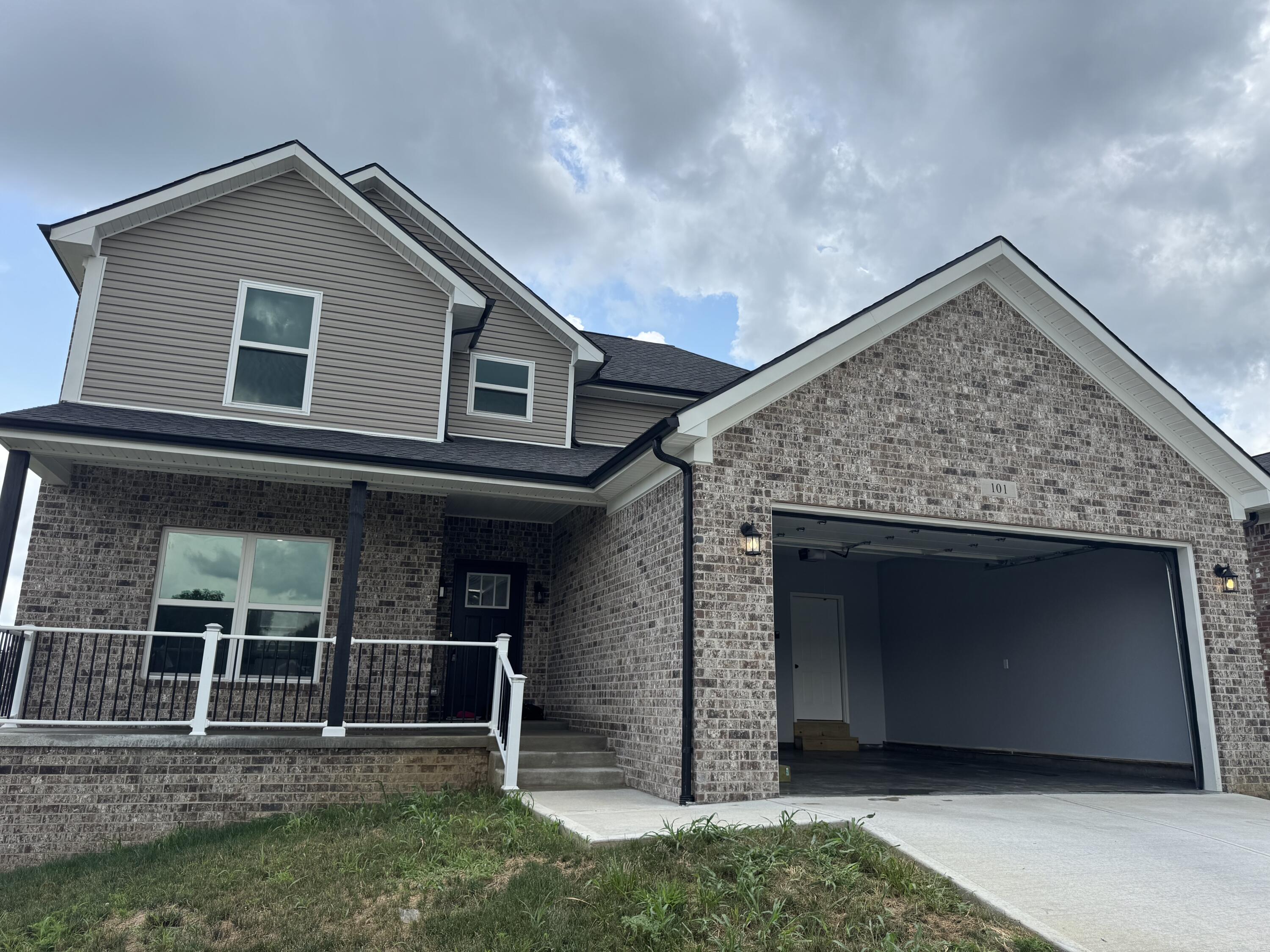 101 Buttonwood Way Property Photo 1