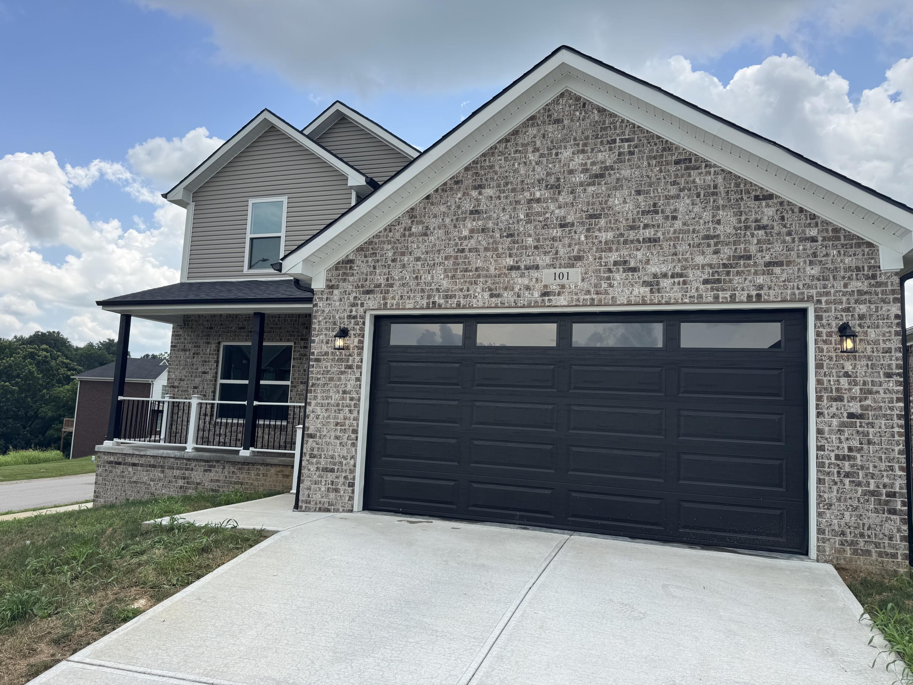 101 Buttonwood Way Property Photo 2