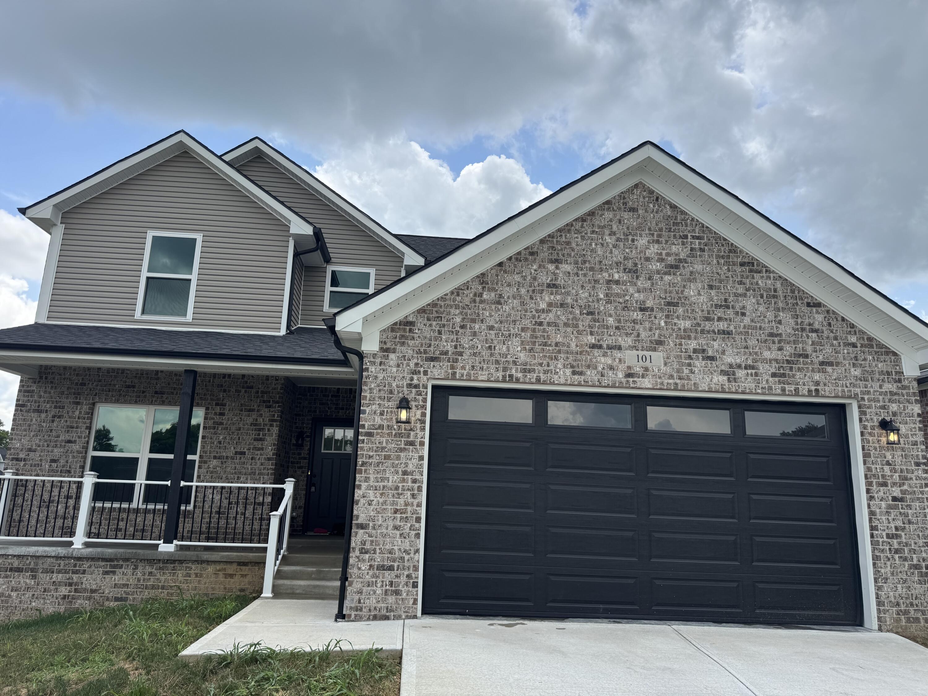 101 Buttonwood Way Property Photo 3