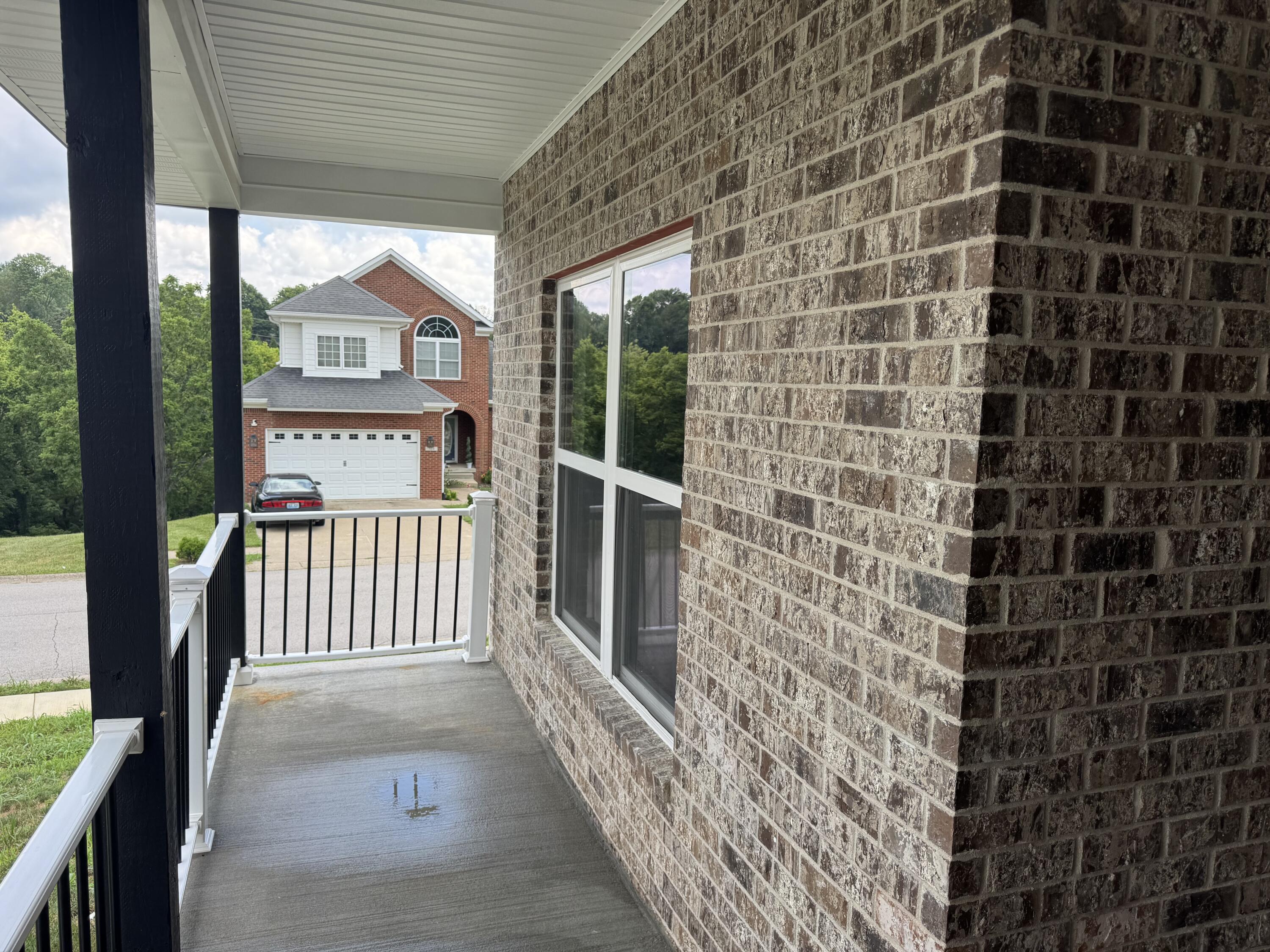 101 Buttonwood Way Property Photo 5