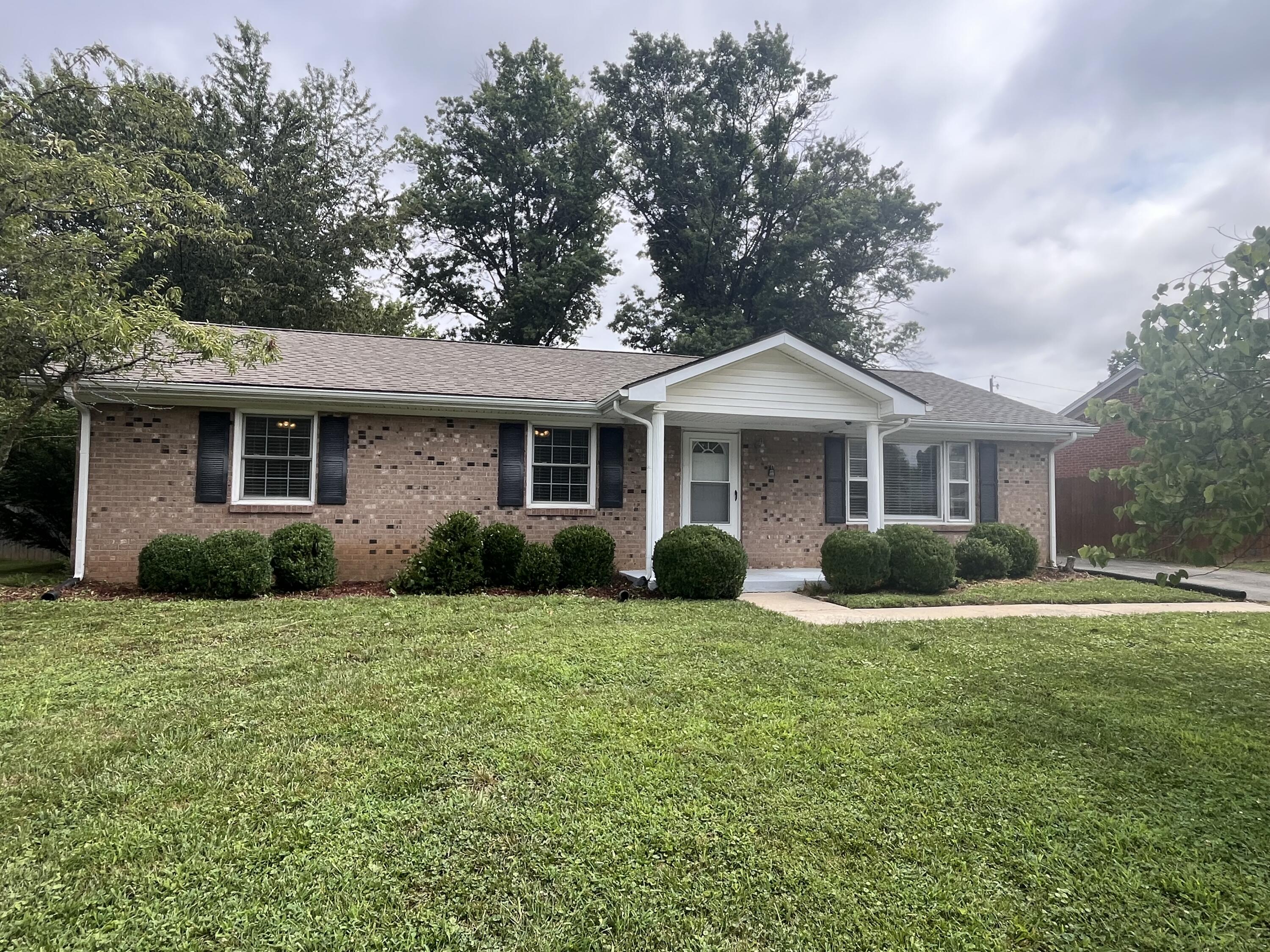 435 Edgewood Drive Property Photo 1