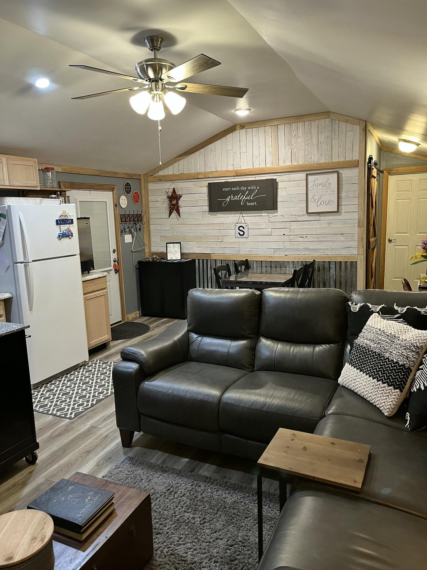 209 Brandy Lane Property Photo 13