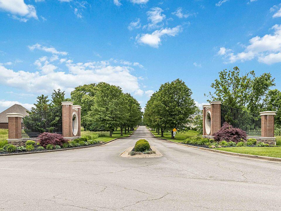 35 Waitsboro Circle Property Photo 3
