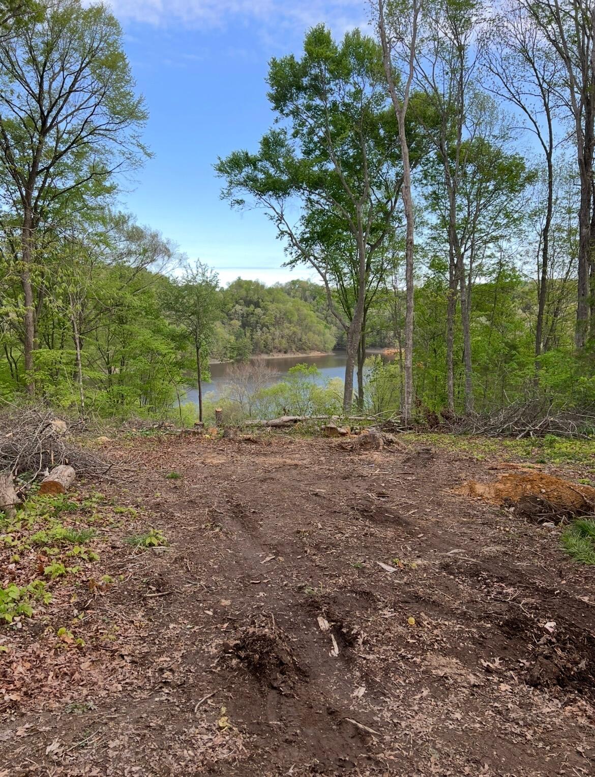 12 W Old Jamestown Road Property Photo 2