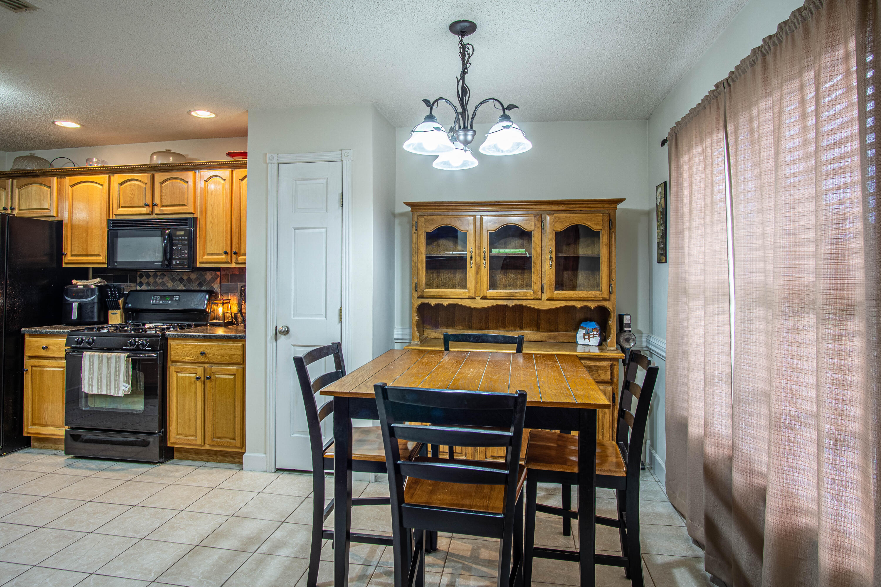 3003 Sunset Drive Property Photo 12