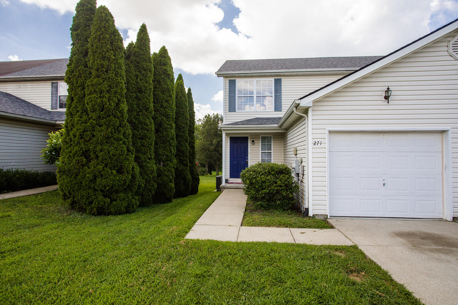 271 April Way Property Photo 1
