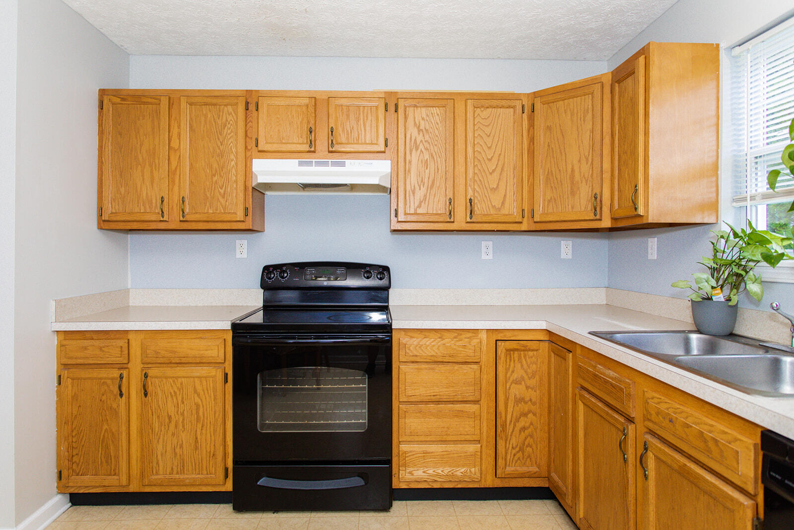 271 April Way Property Photo 13