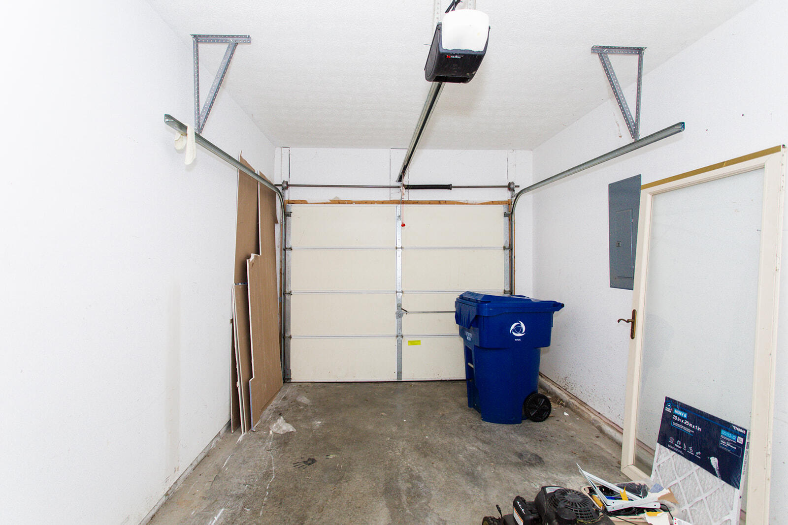 271 April Way Property Photo 15