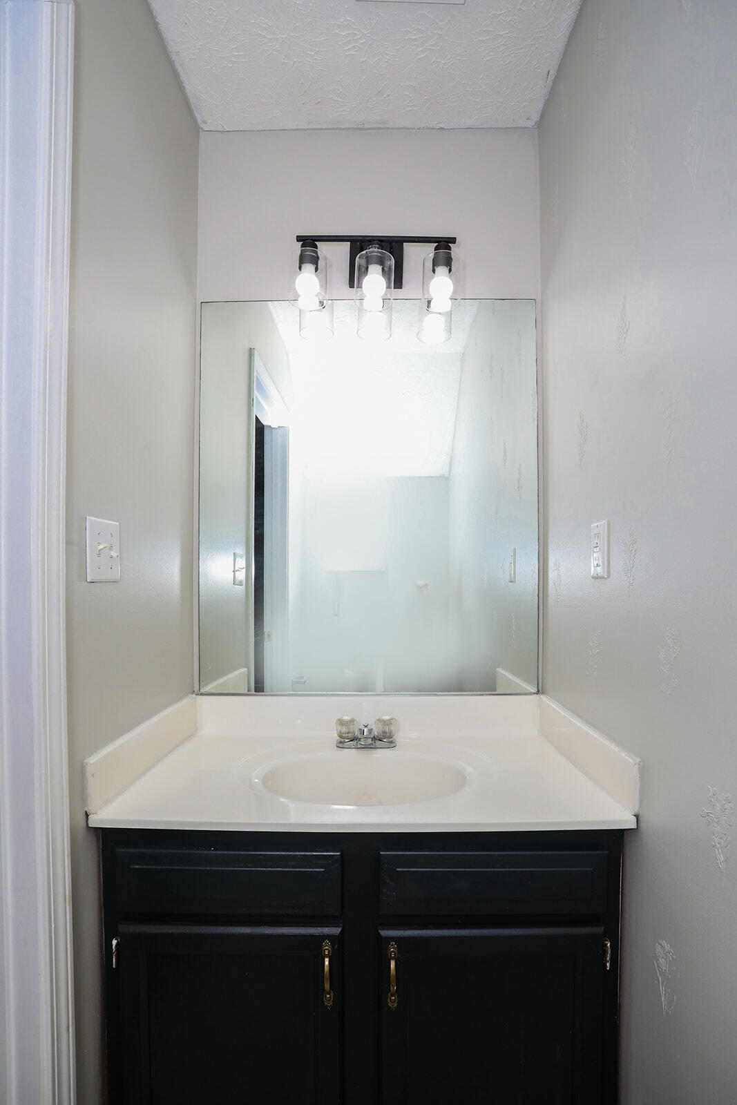 271 April Way Property Photo 26