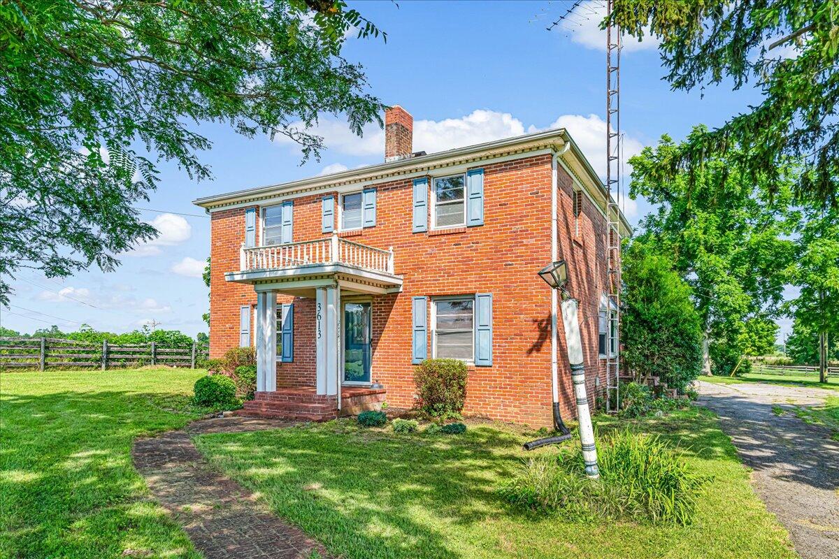 3613 Cynthiana Road Property Photo 1