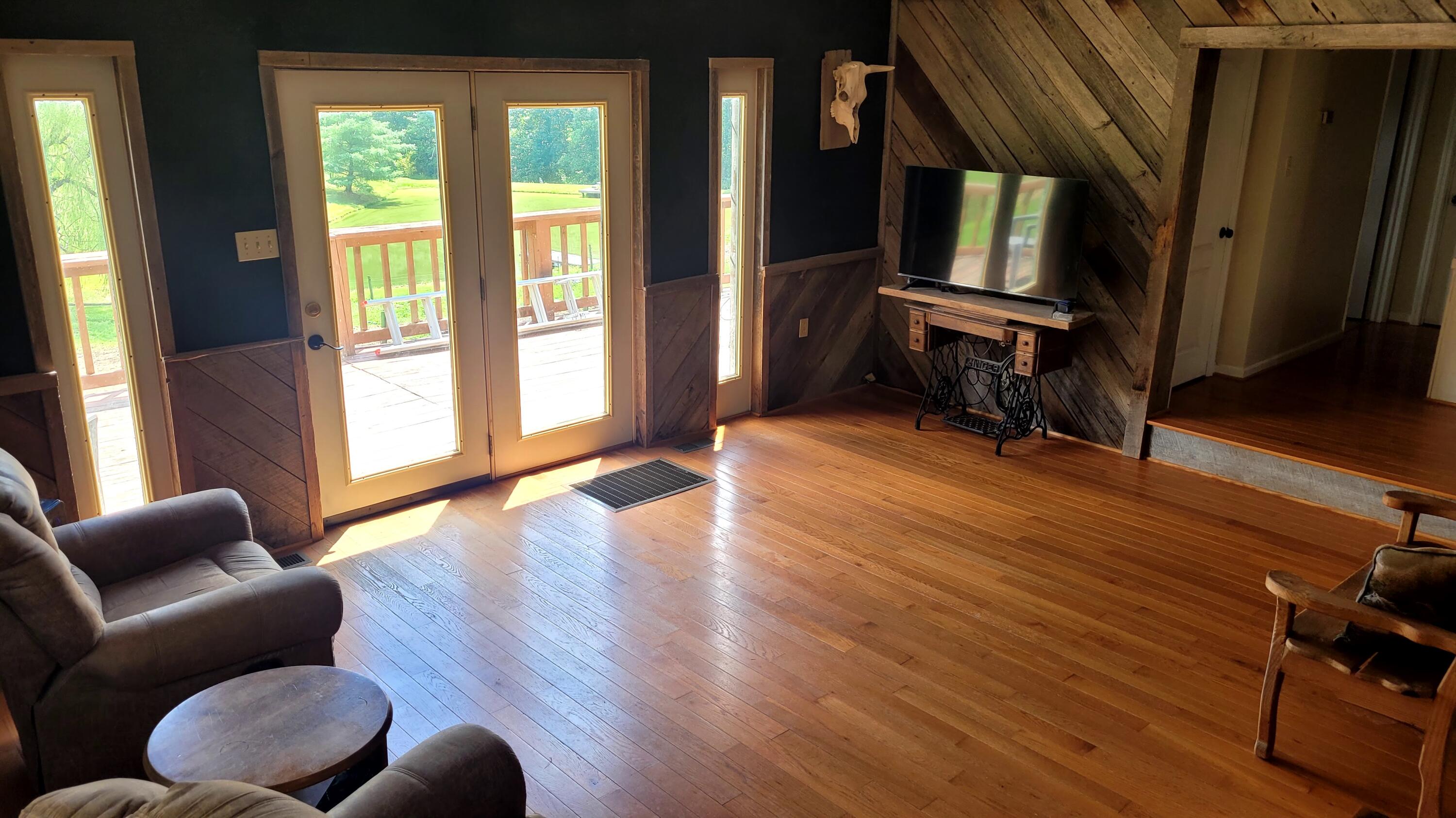 6758 Highway 1693 Property Photo 9